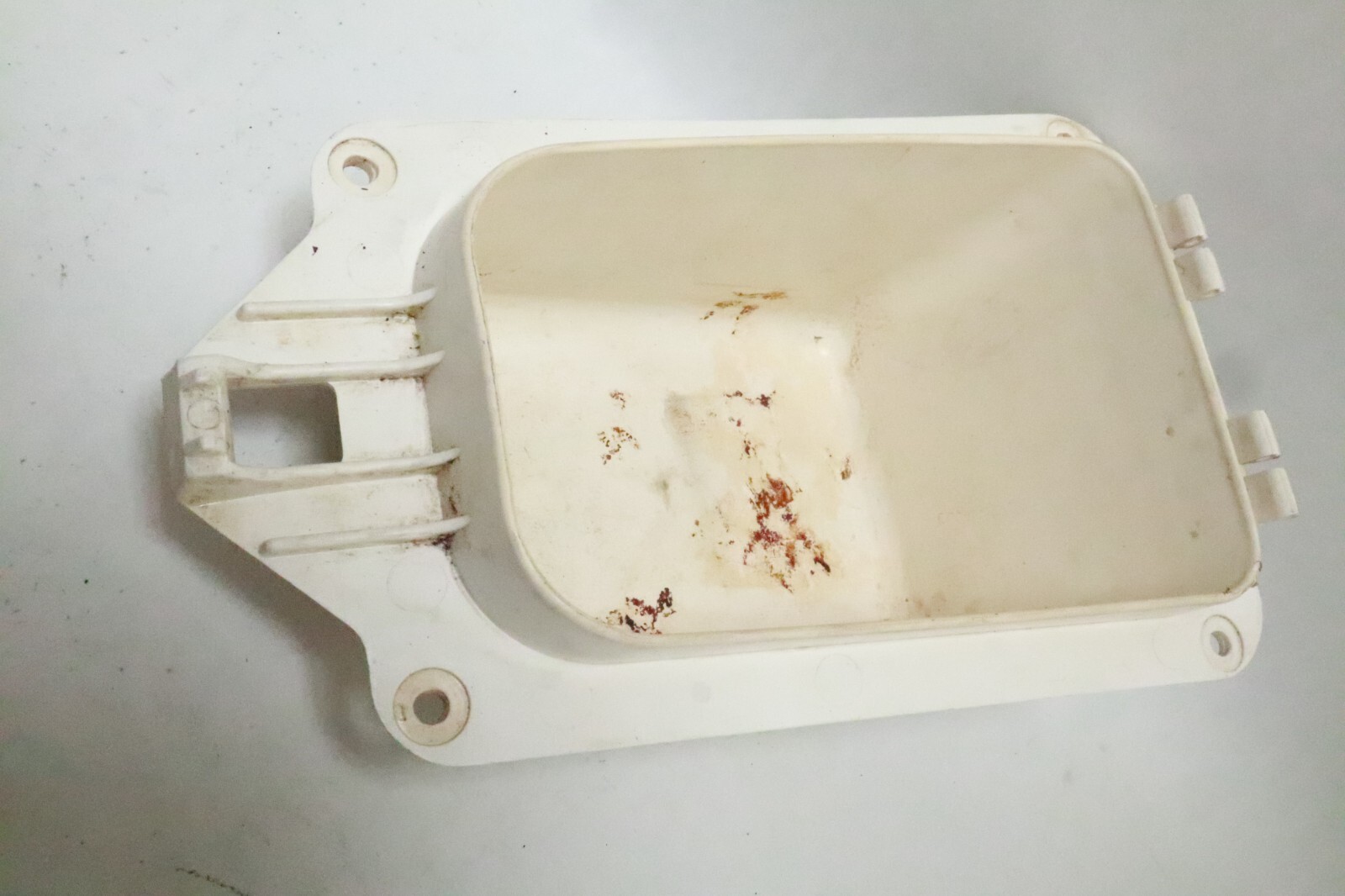 SEA-DOO GTX, 5640 OEM PARTS CENTER GLOVER BOX LOWER SECTION 269 500 257 - Image 9