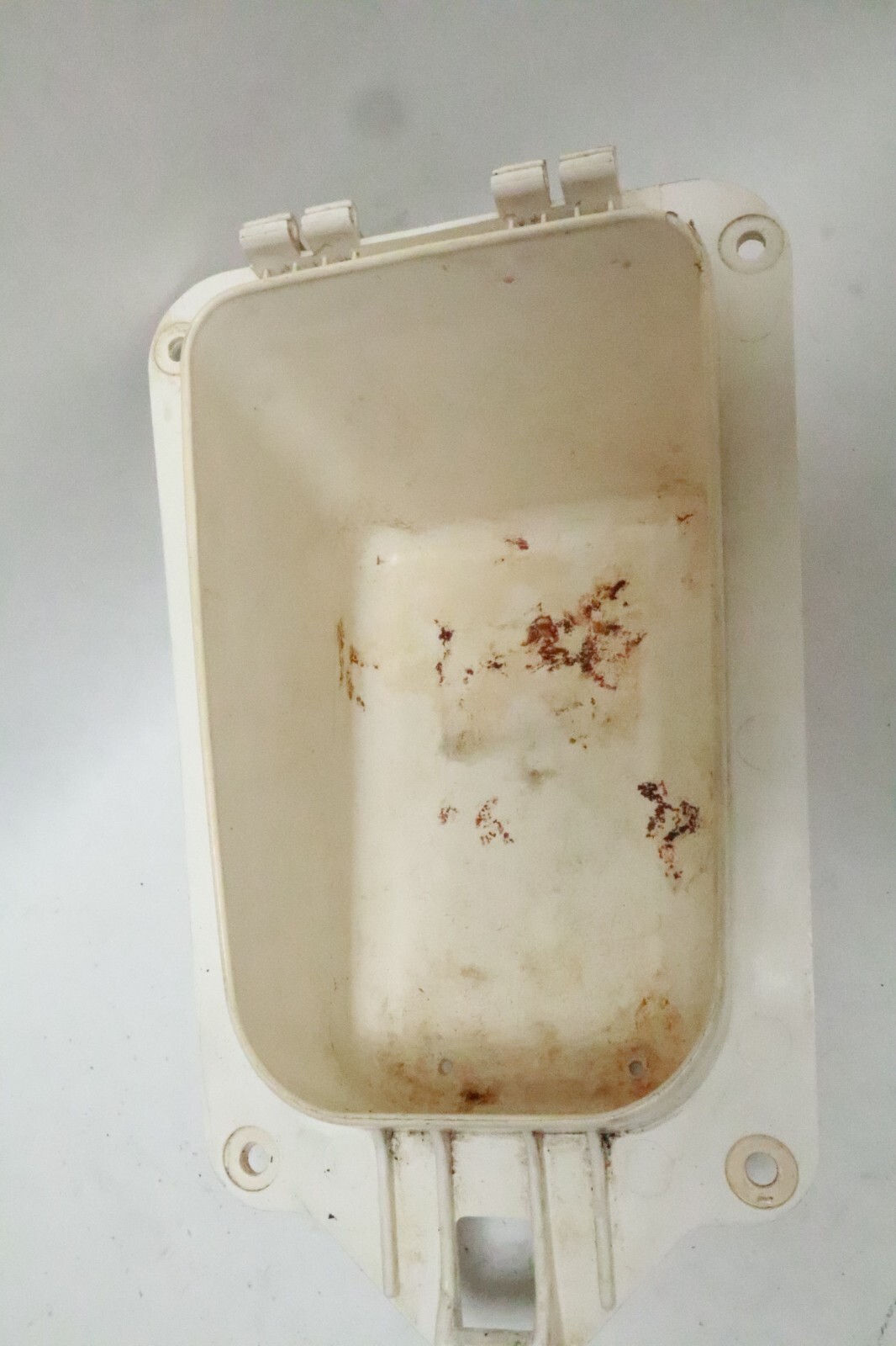 SEA-DOO GTX, 5640 OEM PARTS CENTER GLOVER BOX LOWER SECTION 269 500 257 - Image 10