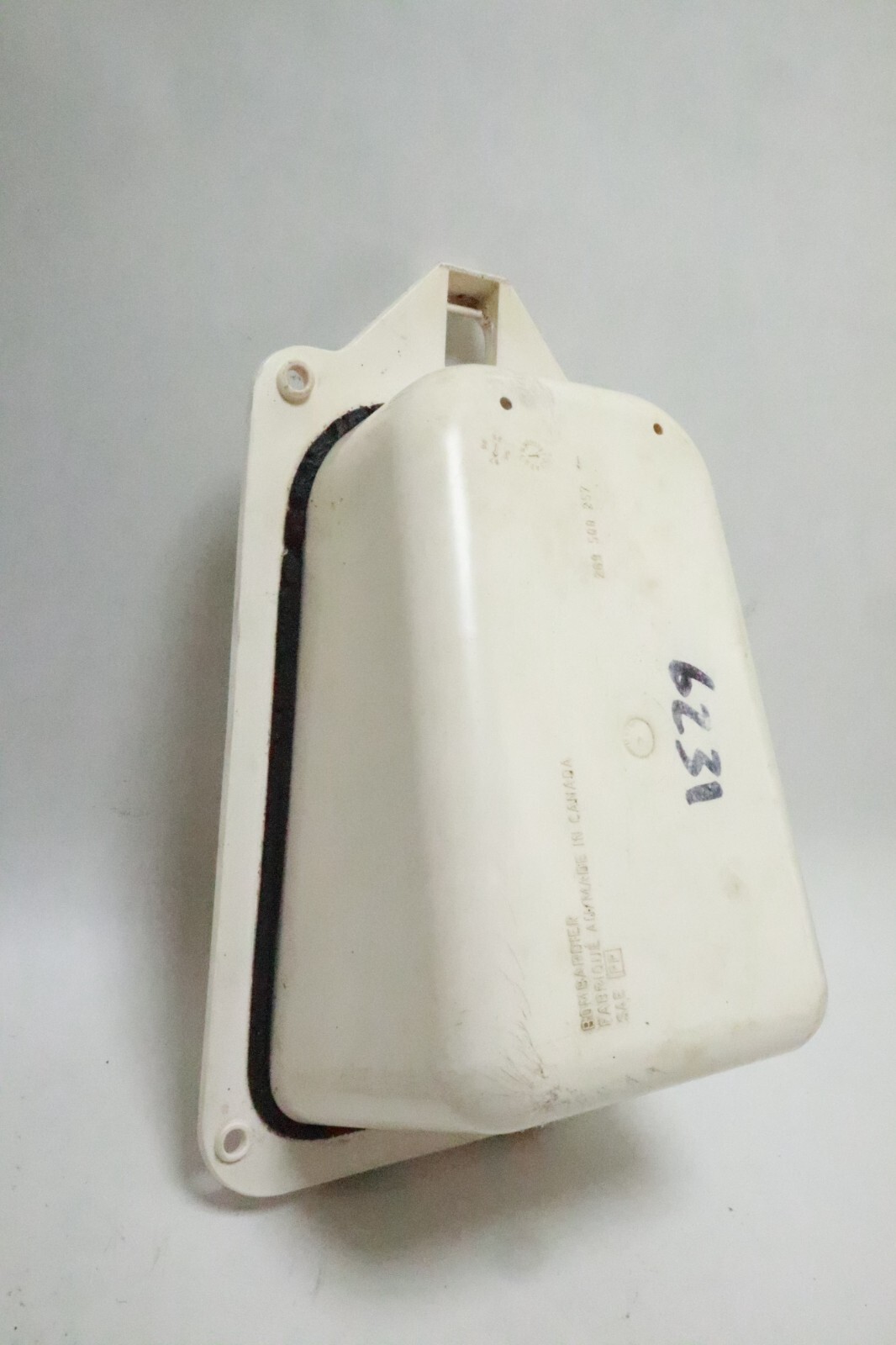 SEA-DOO GTX, 5640 OEM PARTS CENTER GLOVER BOX LOWER SECTION 269 500 257 - Image 13