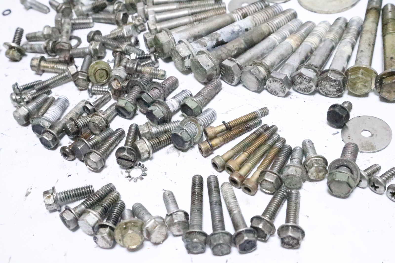 Johnson Evinrude FICHT V4 90 115 HP Mixed Nut Bolt Washer Lot 0586160 - Image 4
