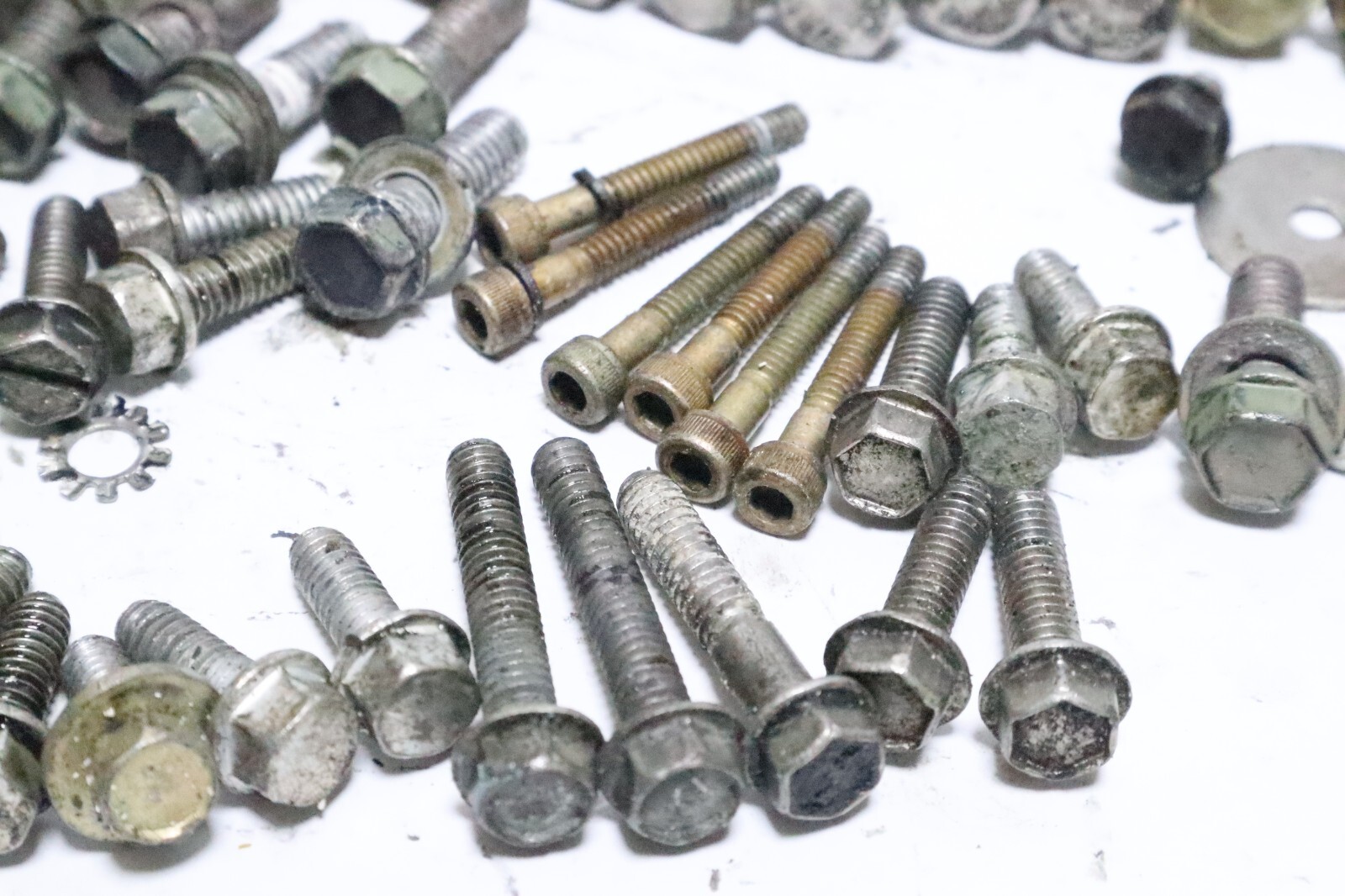 Johnson Evinrude FICHT V4 90 115 HP Mixed Nut Bolt Washer Lot 0586160 - Image 10