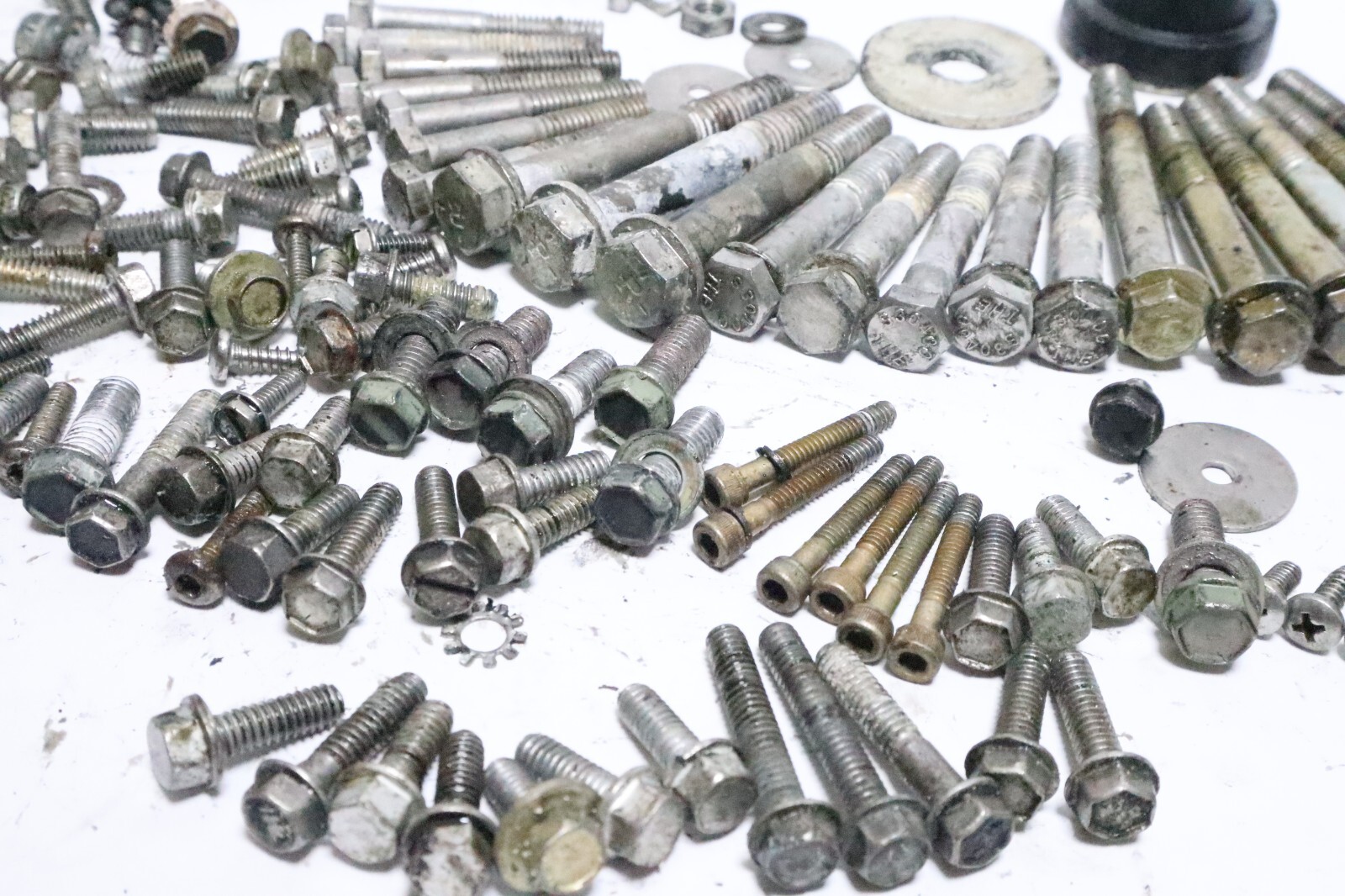 Johnson Evinrude FICHT V4 90 115 HP Mixed Nut Bolt Washer Lot 0586160 - Image 11