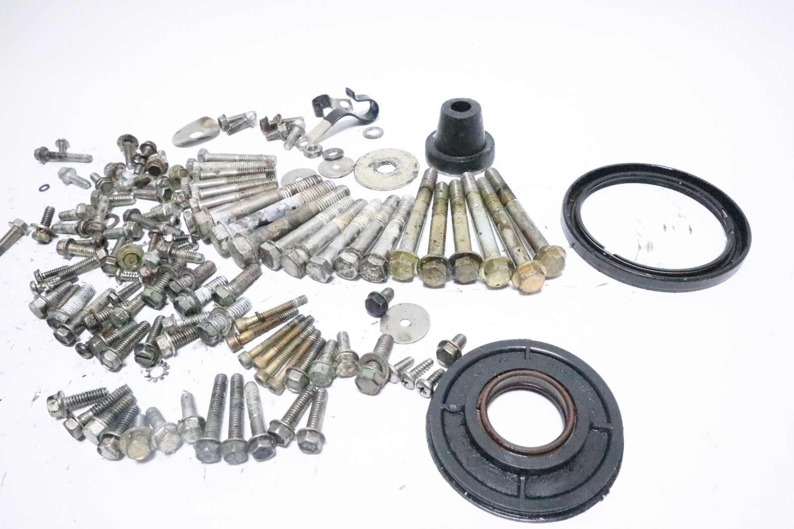 Johnson Evinrude FICHT V4 90 115 HP Mixed Nut Bolt Washer Lot 0586160 - Image 16