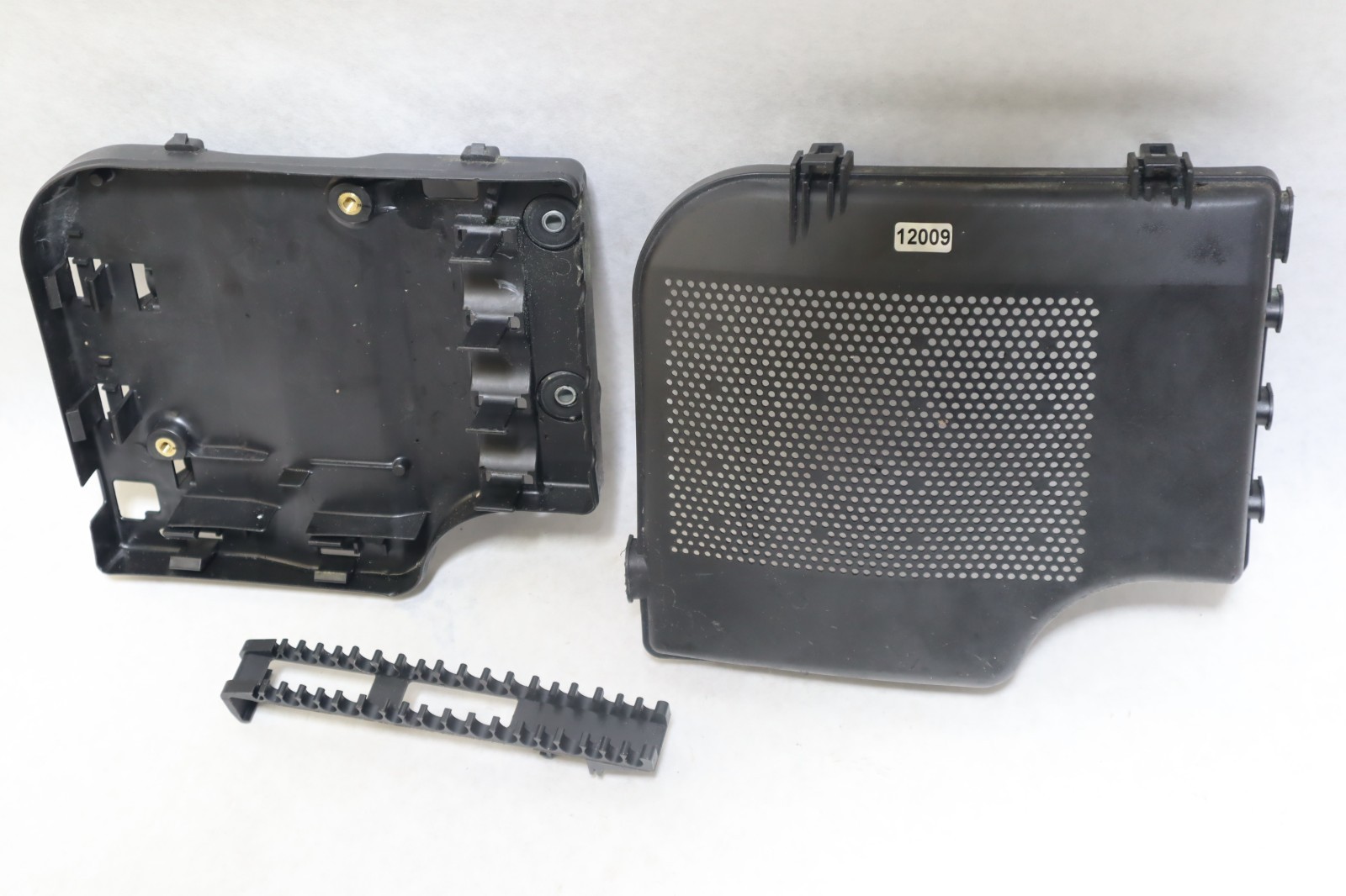 CONTROL MODULE CASE HONDA 25-50 HP OUTBOARD 30587-ZV5-003 - Image 2