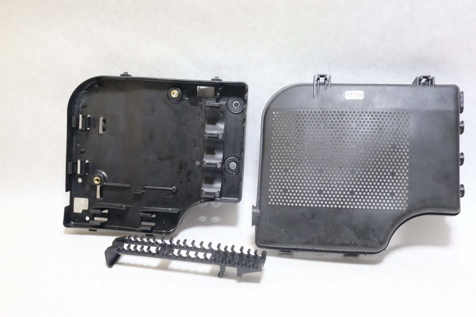 CONTROL MODULE CASE HONDA 25-50 HP OUTBOARD 30587-ZV5-003 - Image 3