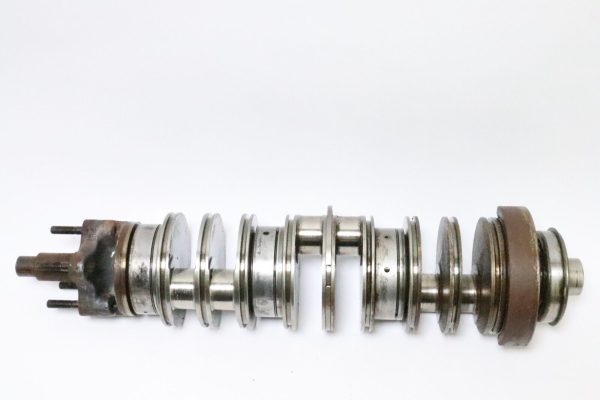 Johnson Evinrude Outboard 150hp Crankshaft 0438930 USED