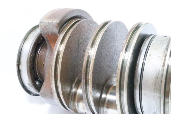 Johnson Evinrude Outboard 150hp Crankshaft 0438930 USED - Image 9