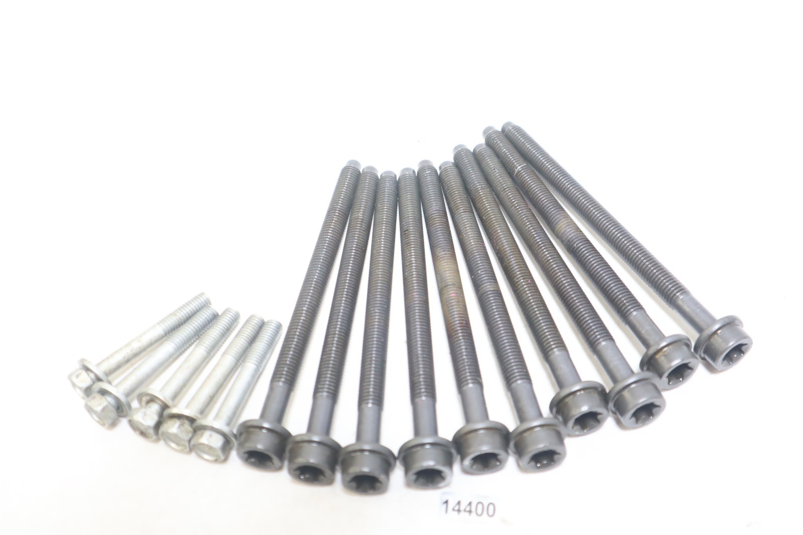 Yamaha 75-80-90-100-115 HP 2000 Set of 10 Cylinder Head Bolts 90105-10M89-00 - Image 2