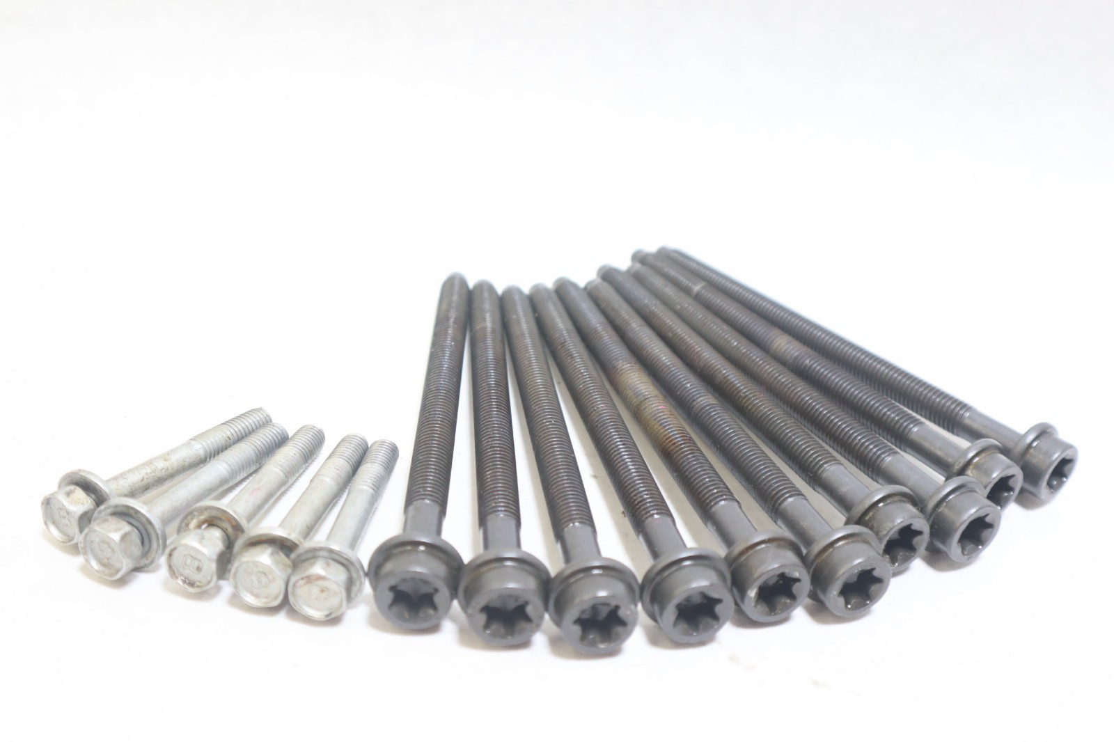 Yamaha 75-80-90-100-115 HP 2000 Set of 10 Cylinder Head Bolts 90105-10M89-00 - Image 6