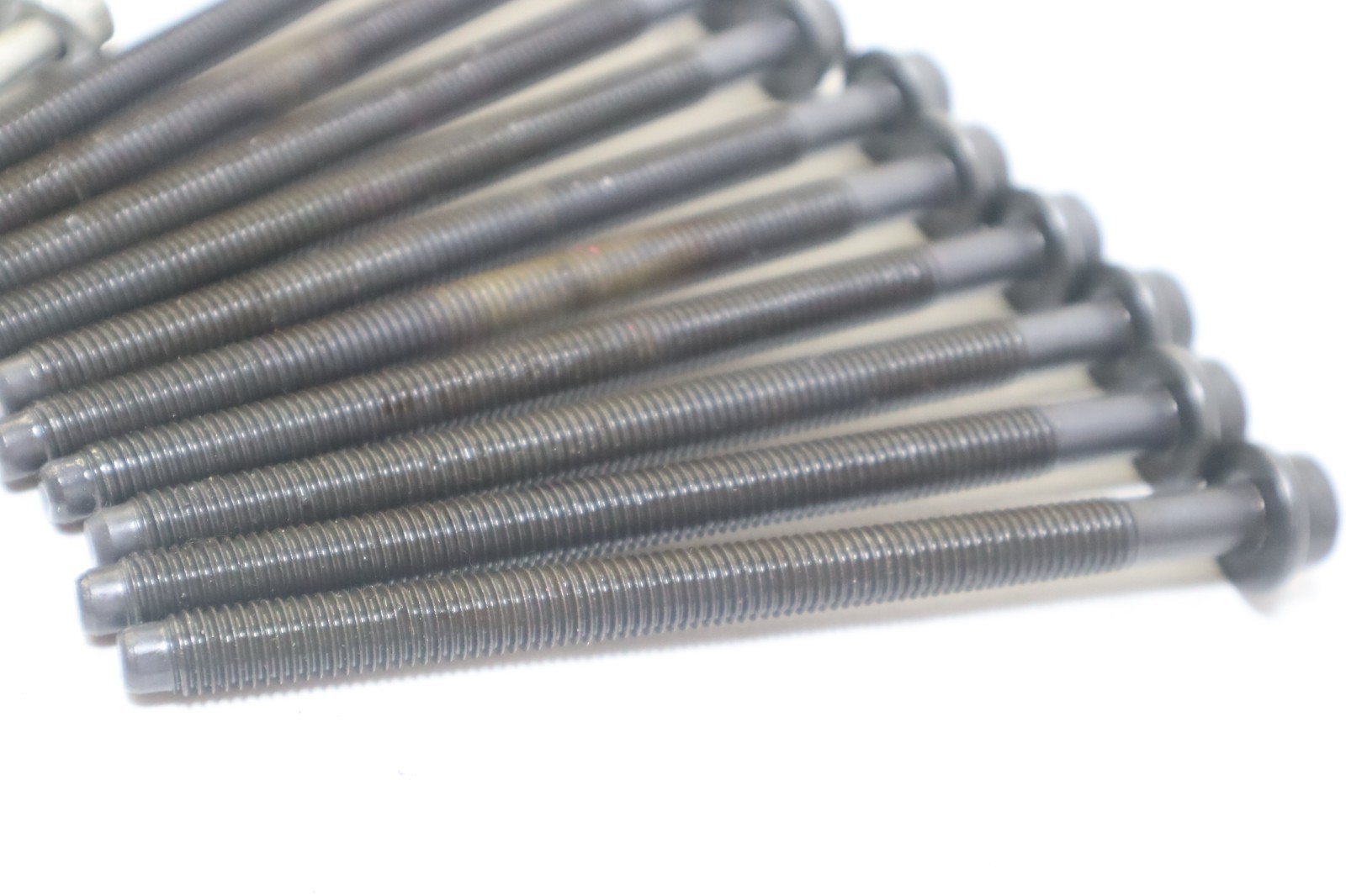 Yamaha 75-80-90-100-115 HP 2000 Set of 10 Cylinder Head Bolts 90105-10M89-00 - Image 9