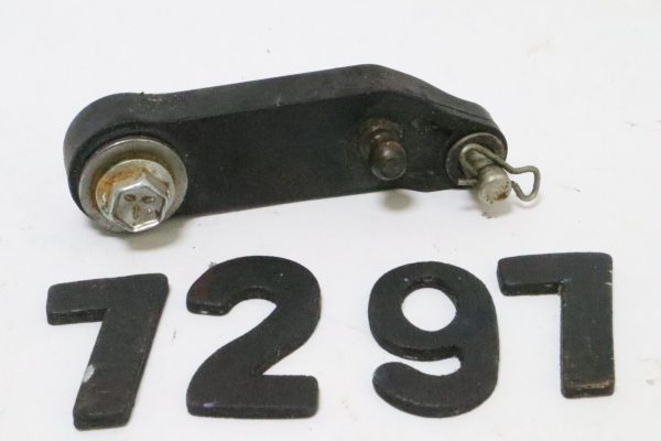 GENUINE OEM SUZUKI  LEVER, THROTTLE NO.1 19121-93J02  USED - Image 2