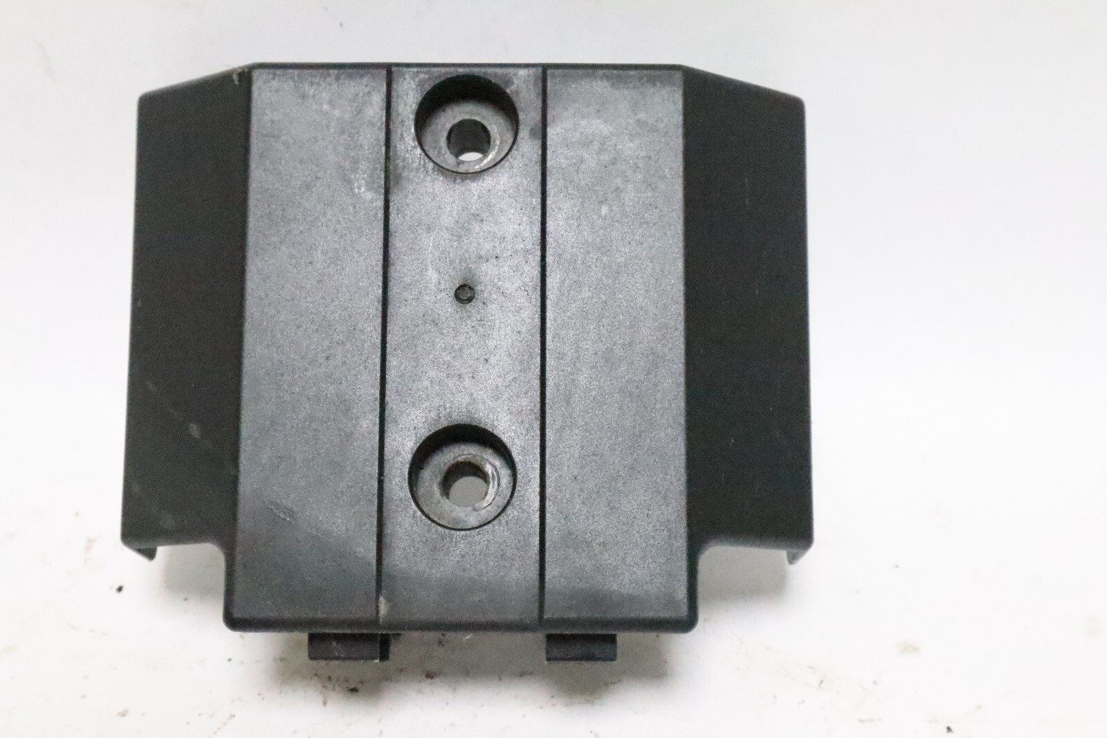 150/175/200 HP Yamaha Regulator Rectifier Cover Assy 1996-2009 64D-81942-00-00