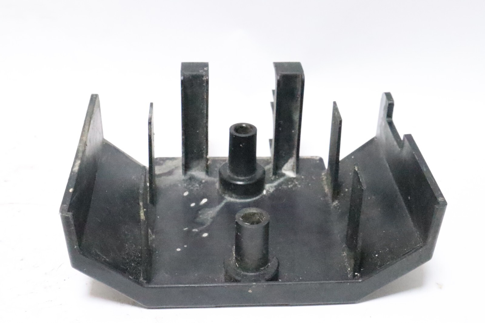 150/175/200 HP Yamaha Regulator Rectifier Cover Assy 1996-2009 64D-81942-00-00 - Image 10