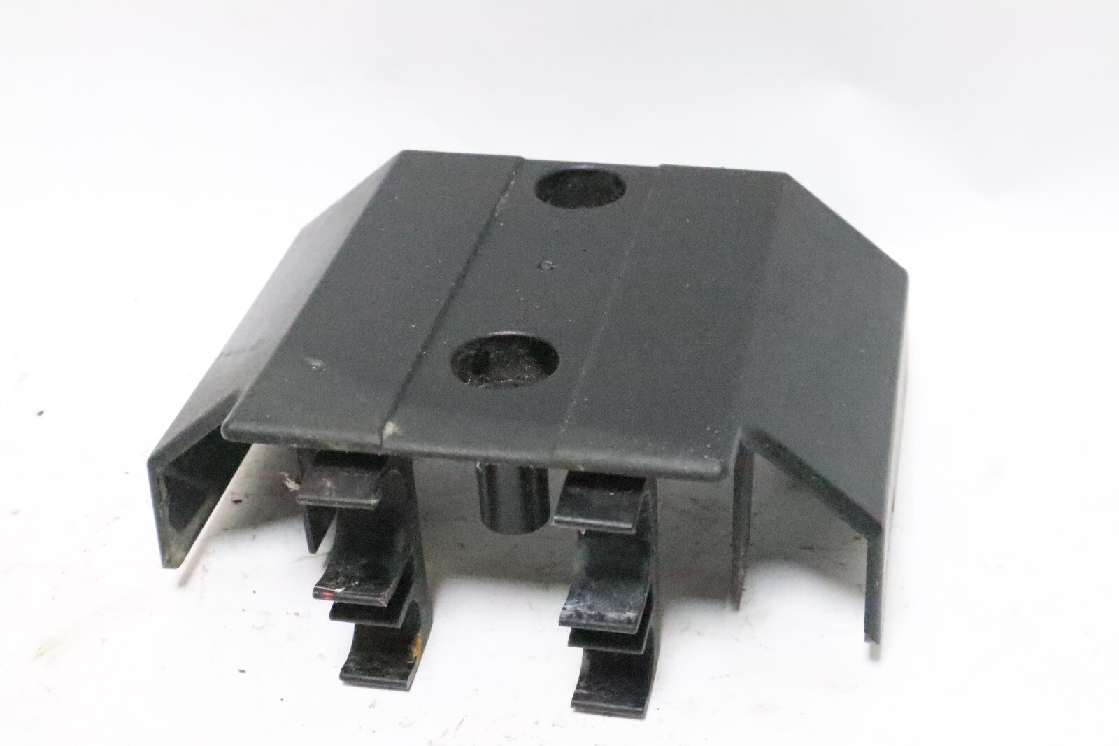 150/175/200 HP Yamaha Regulator Rectifier Cover Assy 1996-2009 64D-81942-00-00 - Image 12