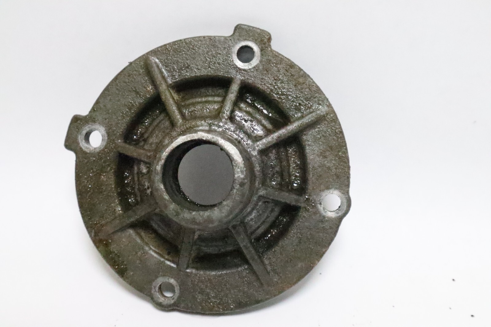 YAMAHA MARINE 115HP, OIL SEAL HOUSING, 6G5-15359-00-94 - Image 3