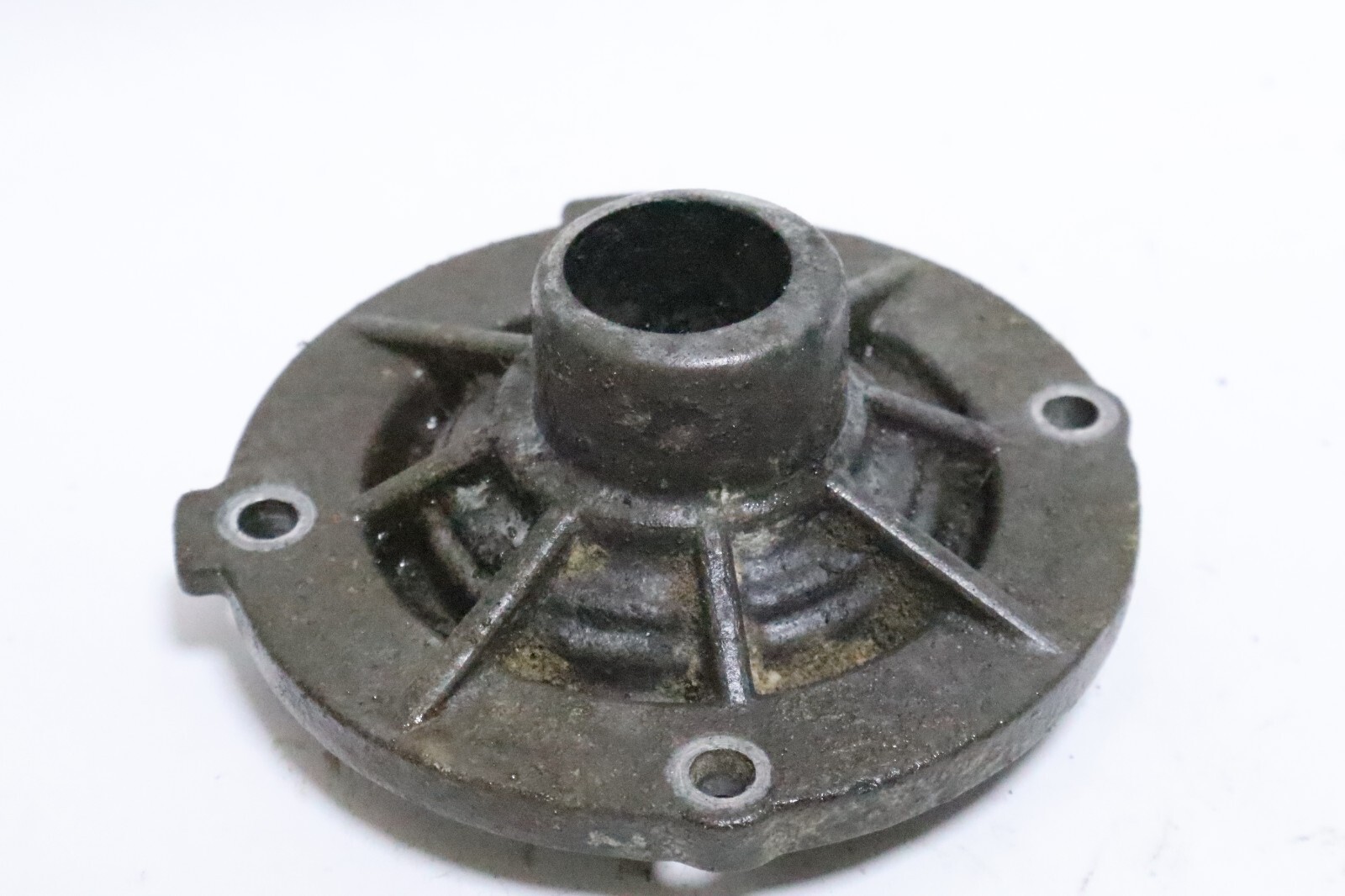 YAMAHA MARINE 115HP, OIL SEAL HOUSING, 6G5-15359-00-94 - Image 4