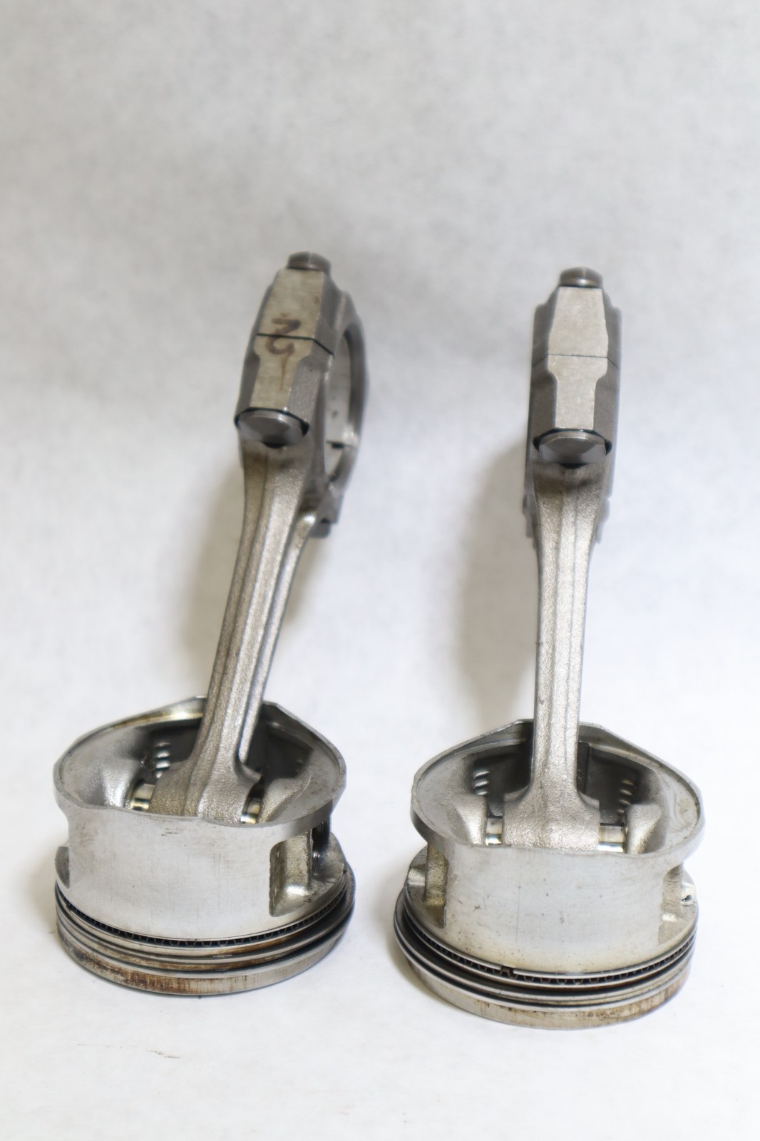 Honda 30 HP Piston And Connecting Rod ASSY PN 13101-ZW2-F00 Fit 2004-2007+ qty 2 - Image 6