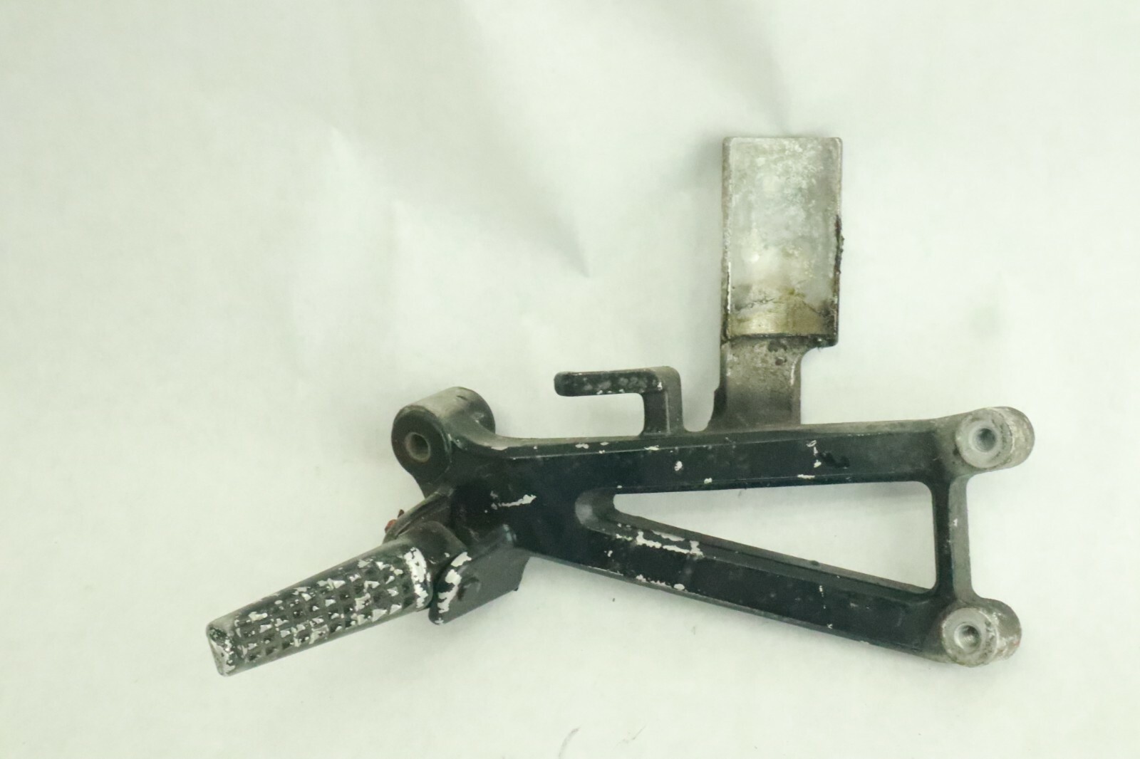 95-98 HONDA CBR600 F3 Right Passenger Peg Bracket