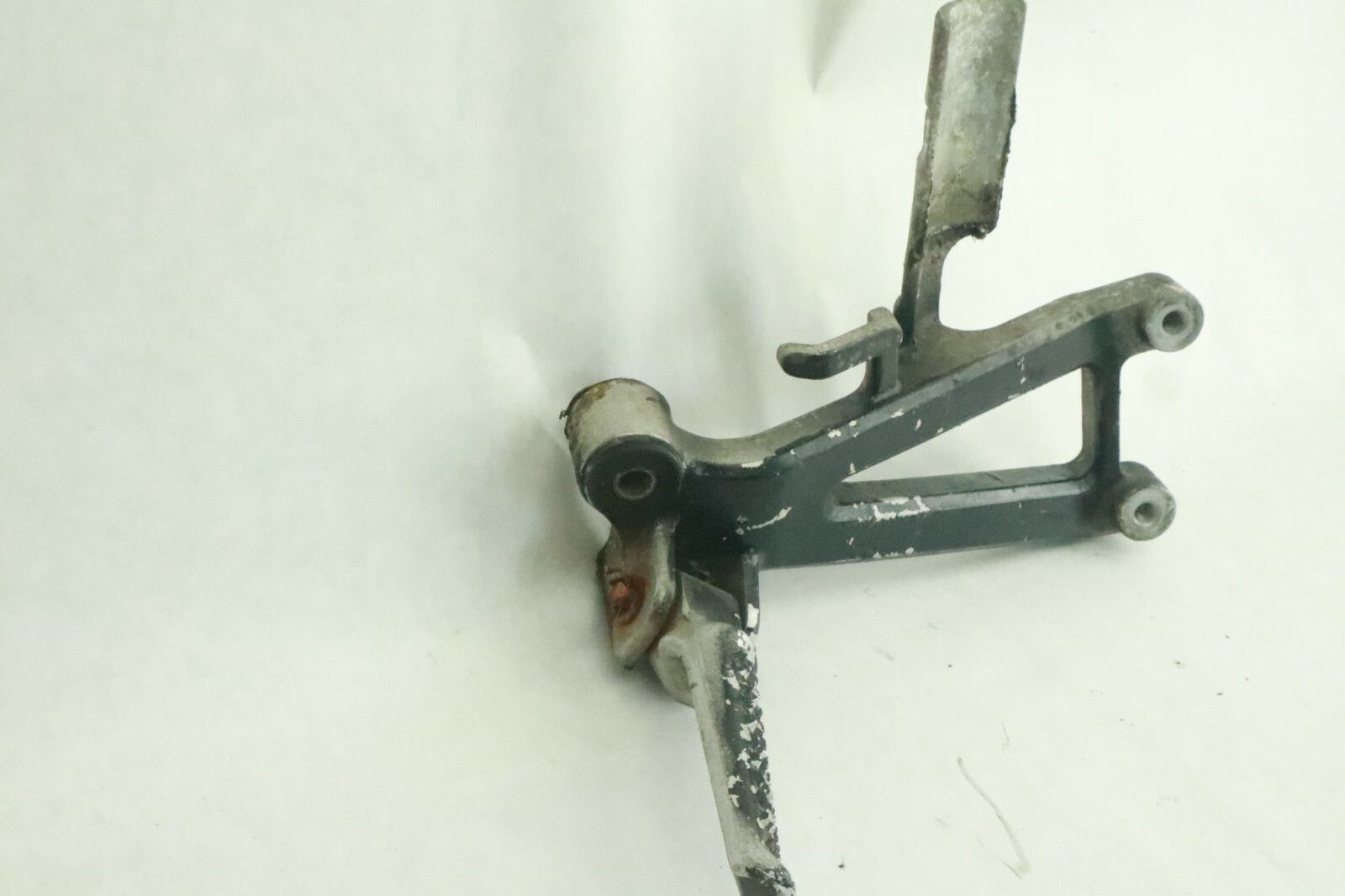 95-98 HONDA CBR600 F3 Right Passenger Peg Bracket - Image 5