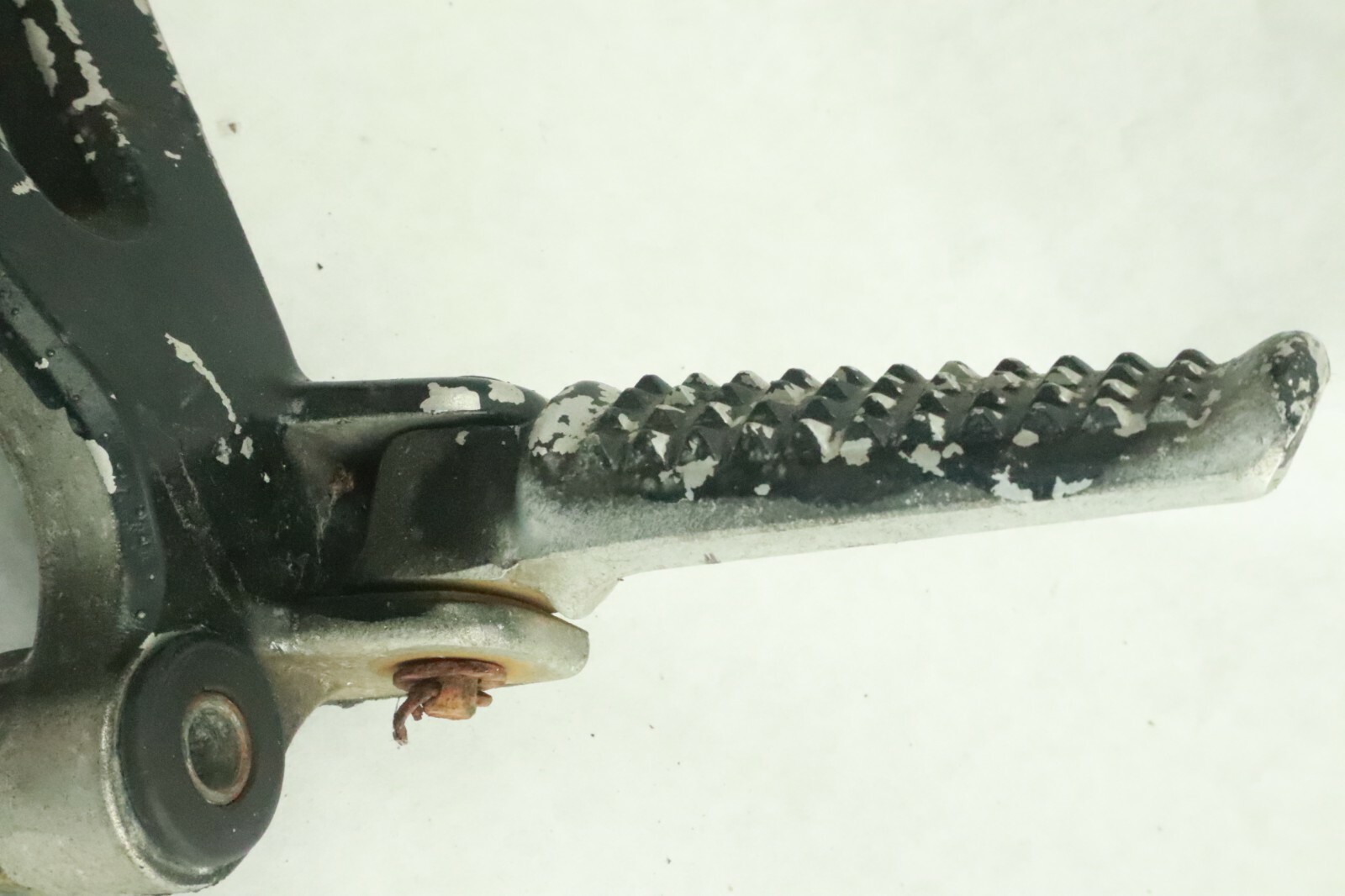 95-98 HONDA CBR600 F3 Right Passenger Peg Bracket - Image 10
