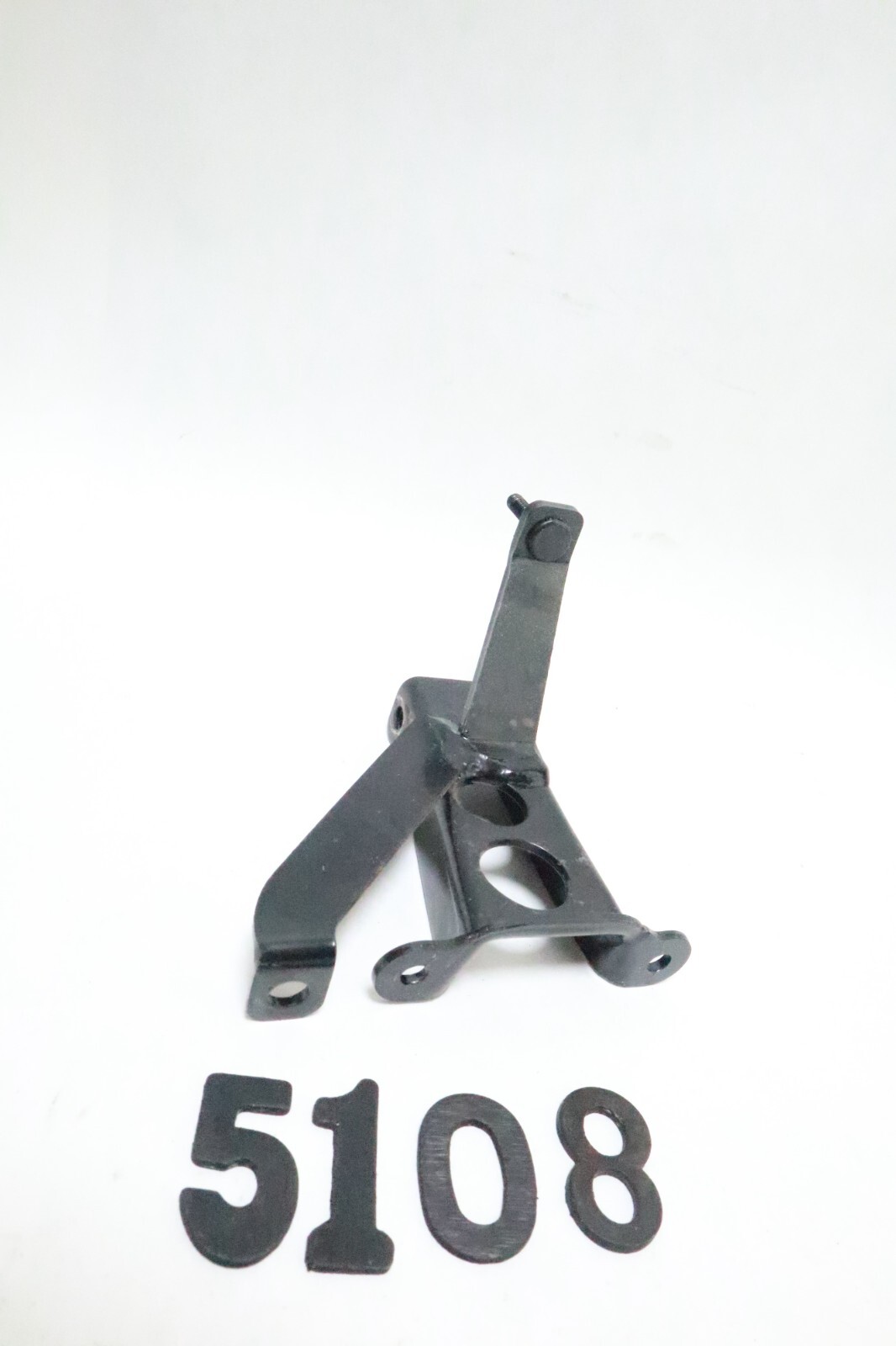 Honda 1985-2007 CH80 80 Elite Scooter OEM Left Floor Support Bracket - Image 2