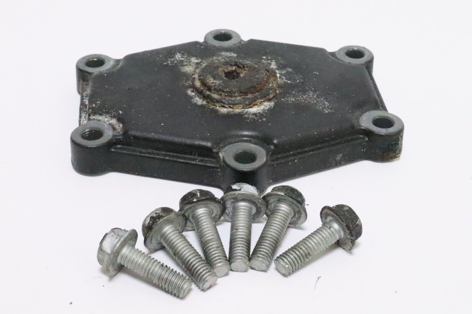 Suzuki DF 150 175 200 HP egine holder Water Jacket Cover 51161-96J00-0EP USED - Image 4