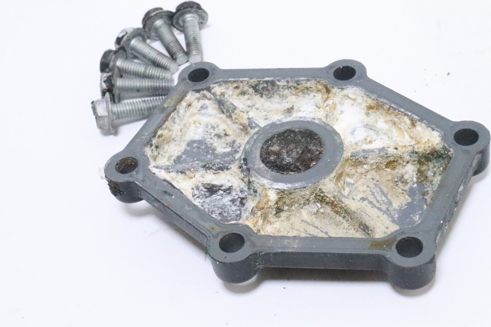 Suzuki DF 150 175 200 HP egine holder Water Jacket Cover 51161-96J00-0EP USED - Image 10