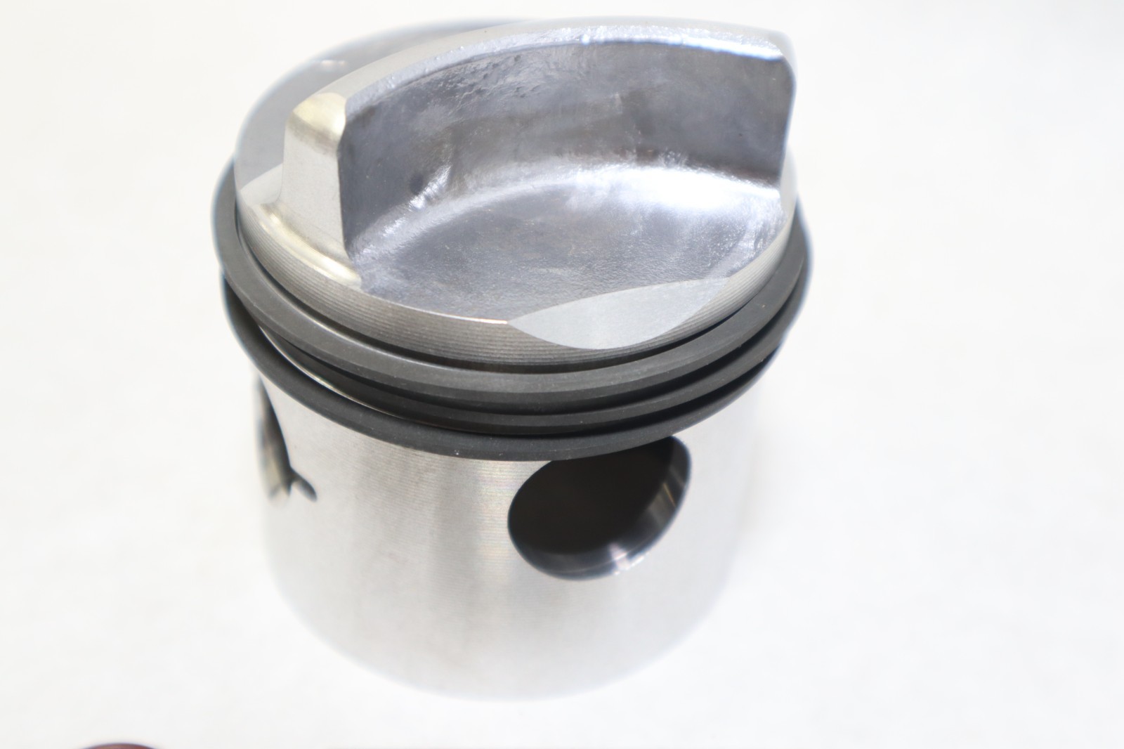 Quicksilver 774-9137A Boat Engine Part – OEM Replacement - Image 5