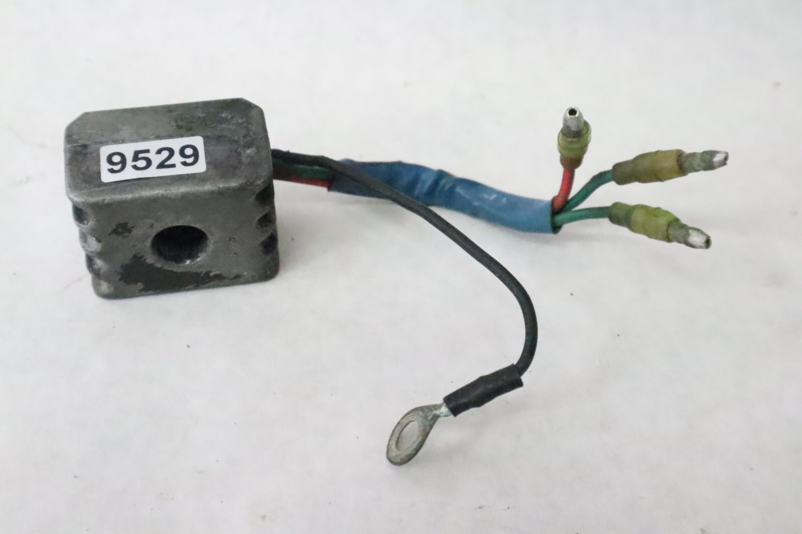 OEM Yamaha Mariner 20 30 HP Rectifier Assembly PN 664-81970-62-00 Fits 1984-1997 - Image 2