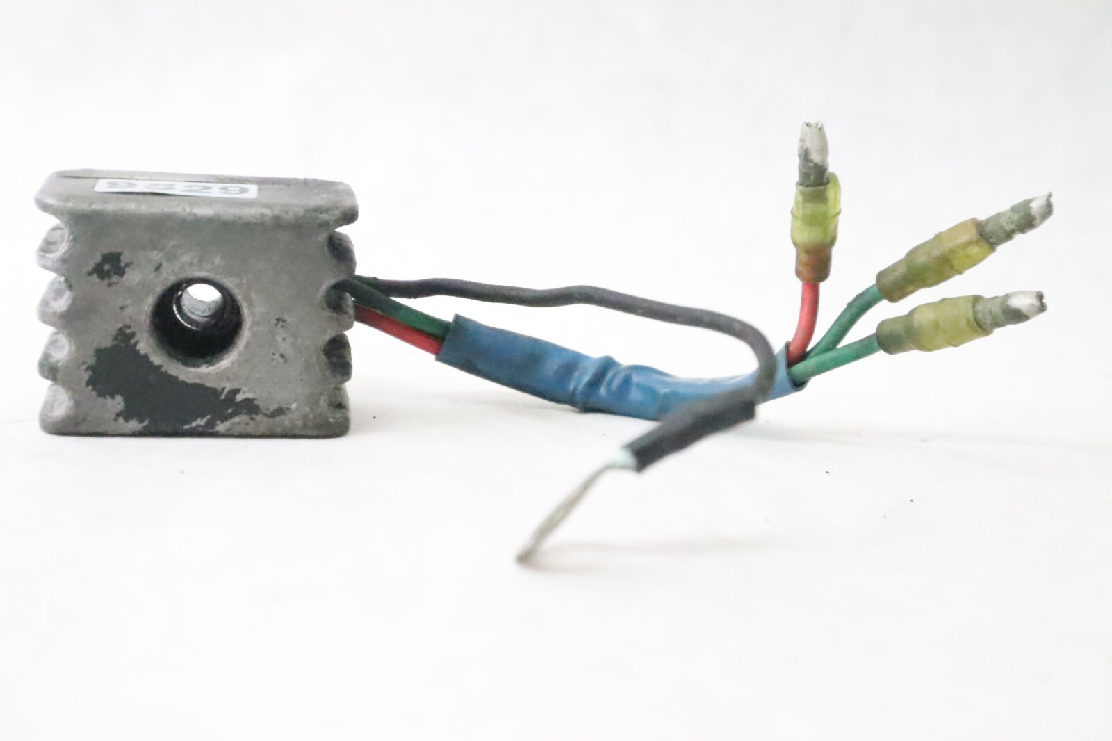OEM Yamaha Mariner 20 30 HP Rectifier Assembly PN 664-81970-62-00 Fits 1984-1997 - Image 3