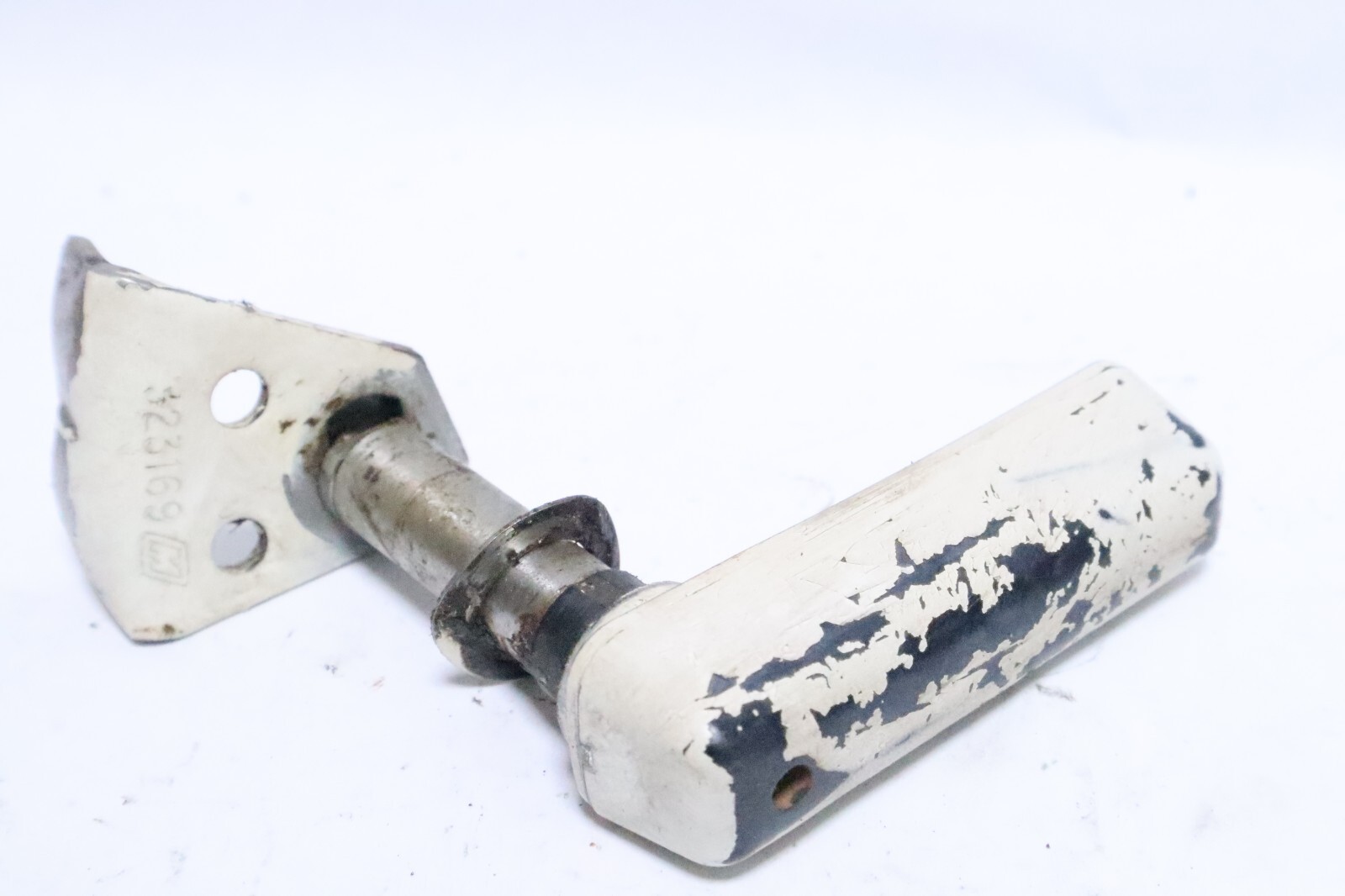 395758 0395758 Rear Port Cowl Handle & Latch Hook 0323169 Evinrude Johnson Engi