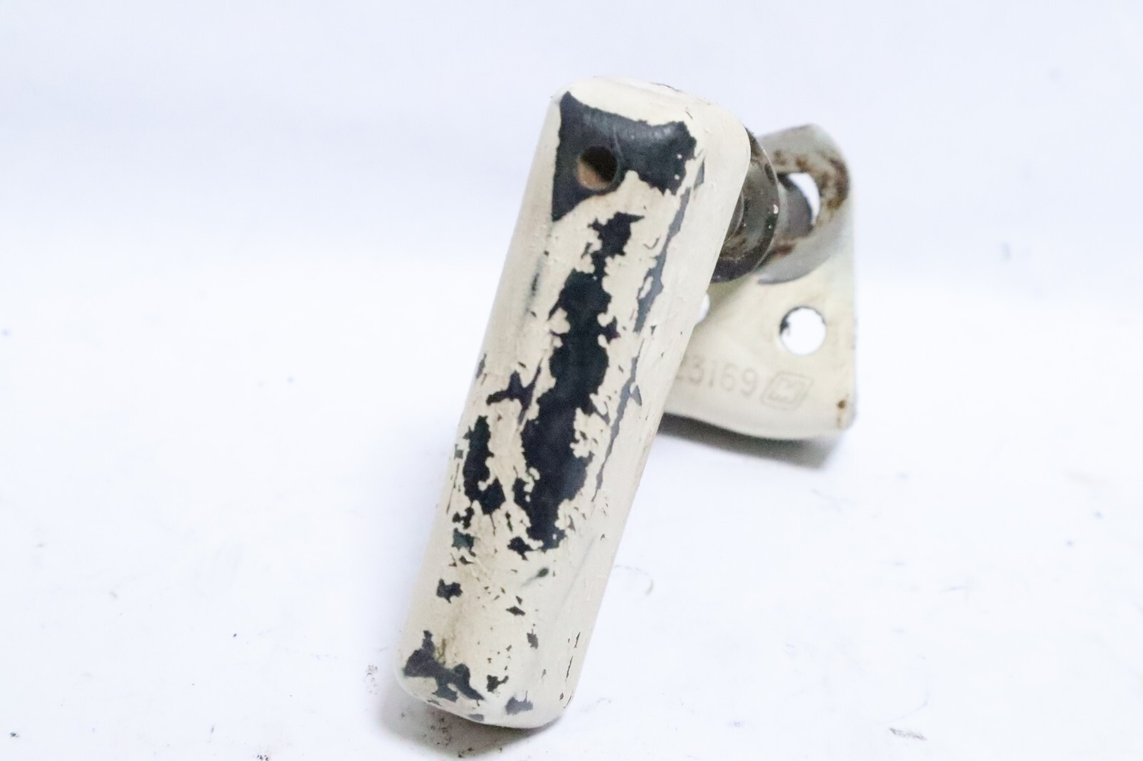 395758 0395758 Rear Port Cowl Handle & Latch Hook 0323169 Evinrude Johnson Engi - Image 10