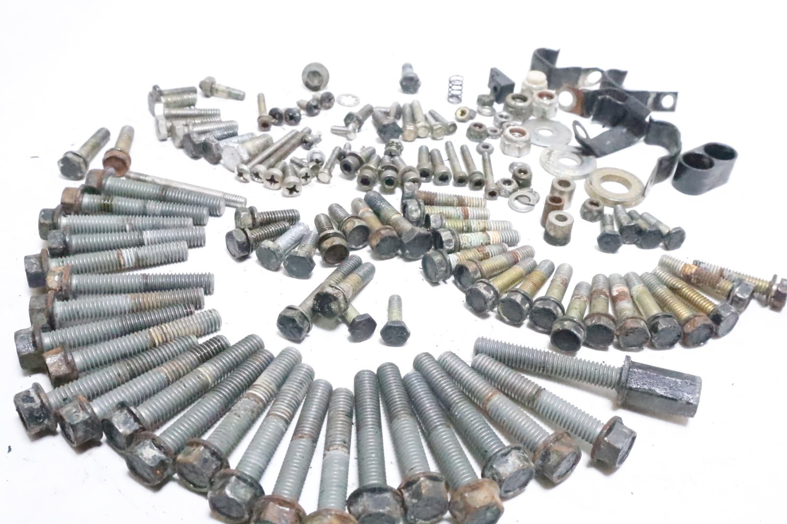Mercury Mariner 135 150 175 200 225 HP Miscellaneous Mixed Bolt Nut Washer Lot - Image 8