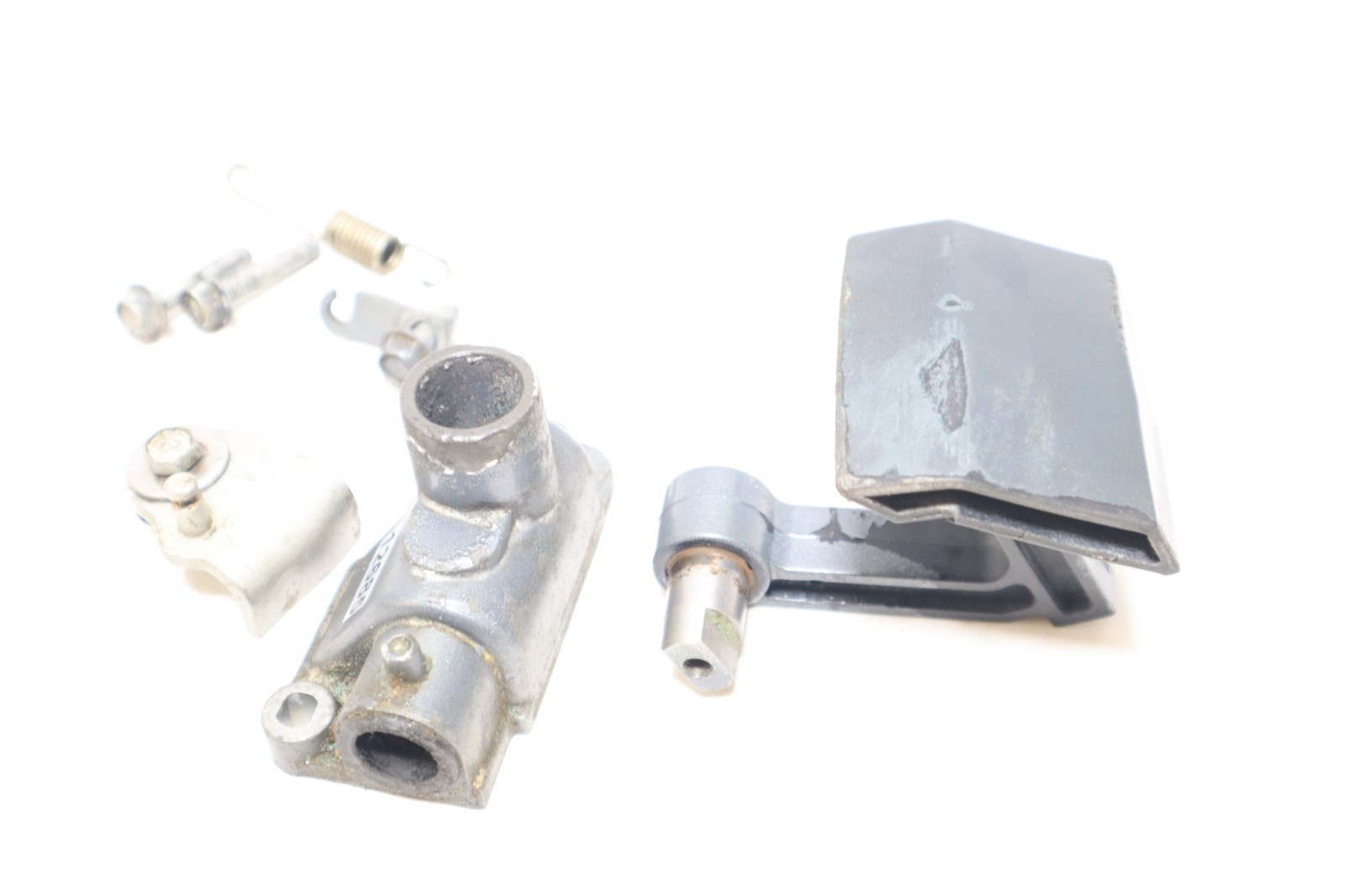2004 05 Yamaha f 150 HP 4 Stroke rear Latch Handle Set 63P-42816-00-8D OEM - Image 3