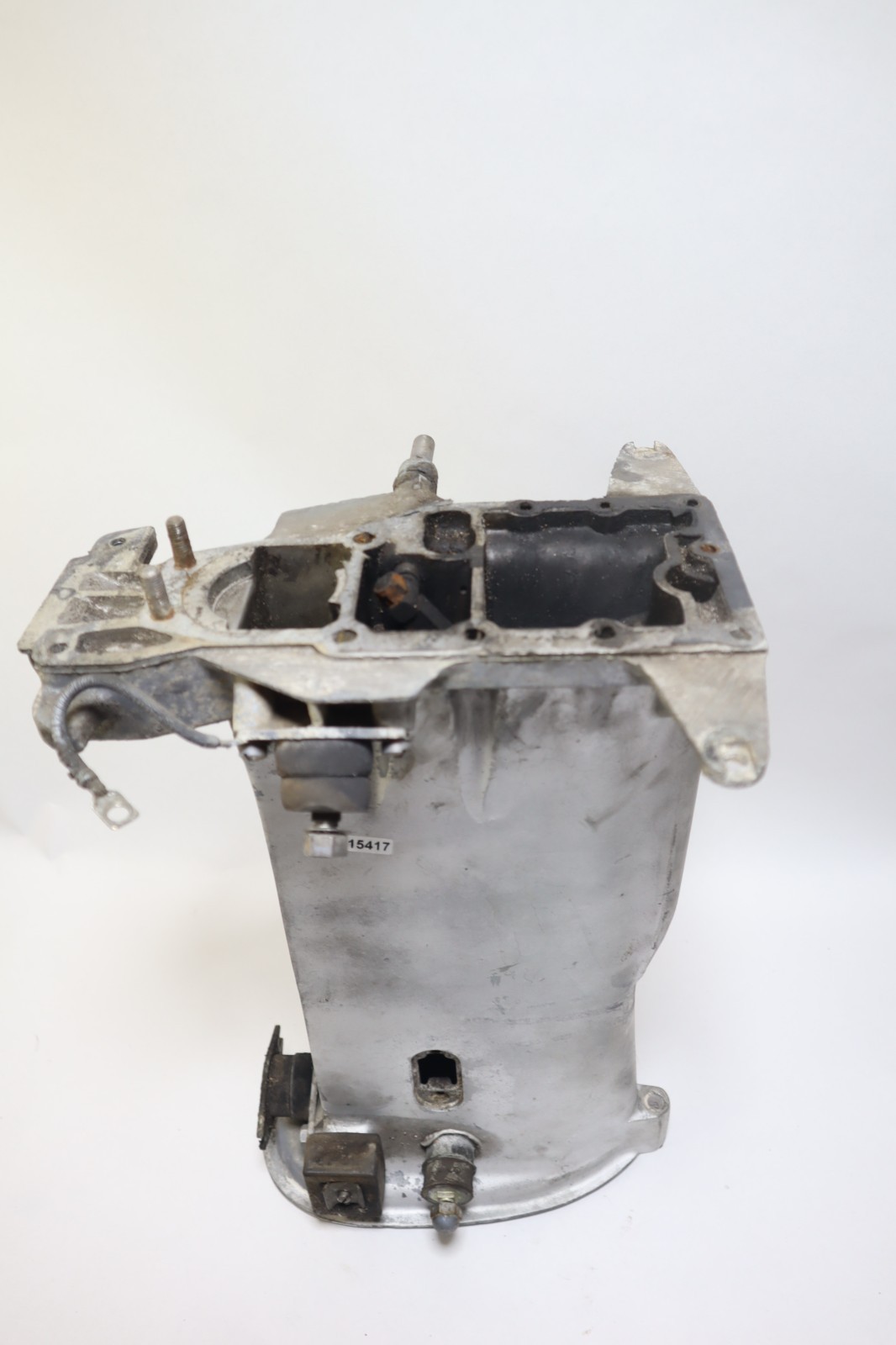 1976 Johnson Evinrude 40 HP Exhaust Driveshaft Housing Assembly Leg 0384554 OMC - Image 8