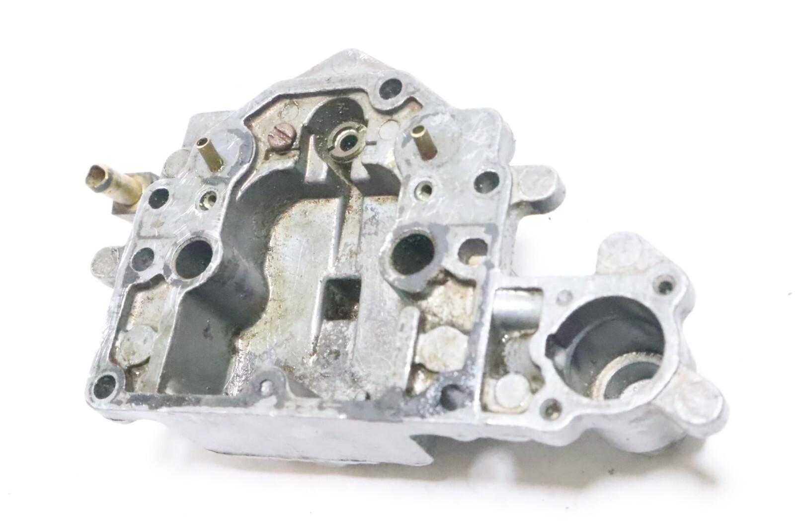 1992-1999 Mercury 135 150 200 carburetor OEM Fuel Bowl 823624 CENTER - Image 5