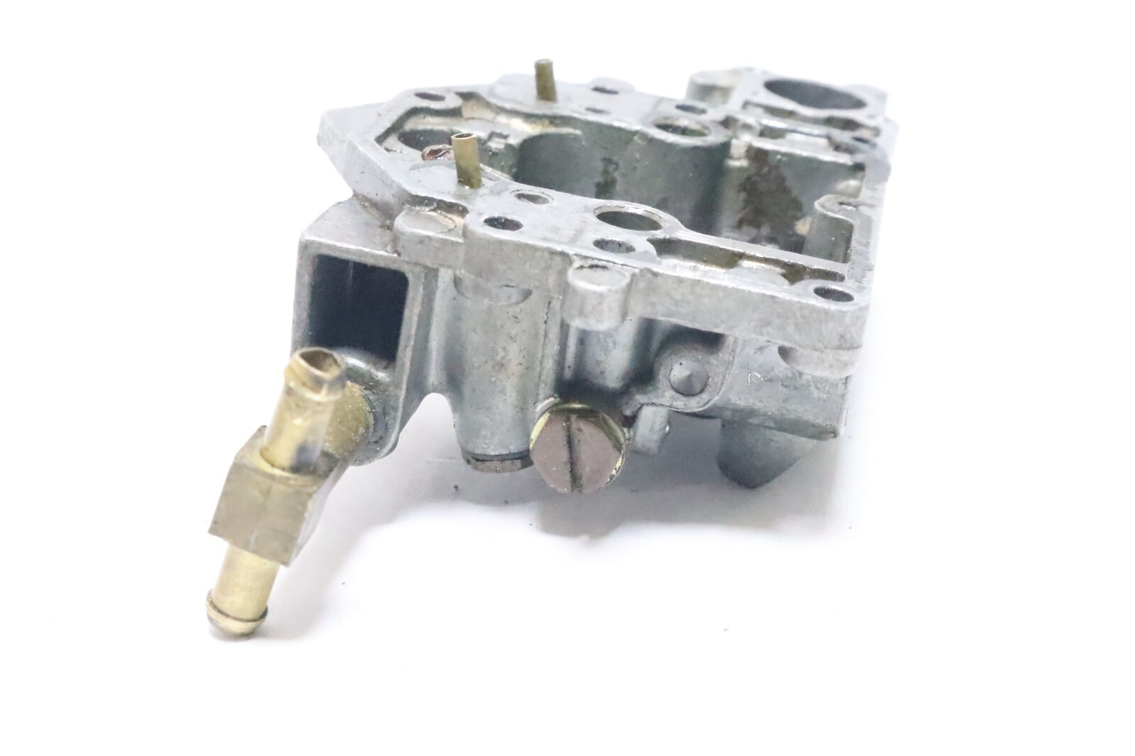 1992-1999 Mercury 135 150 200 carburetor OEM Fuel Bowl 823624 CENTER - Image 7