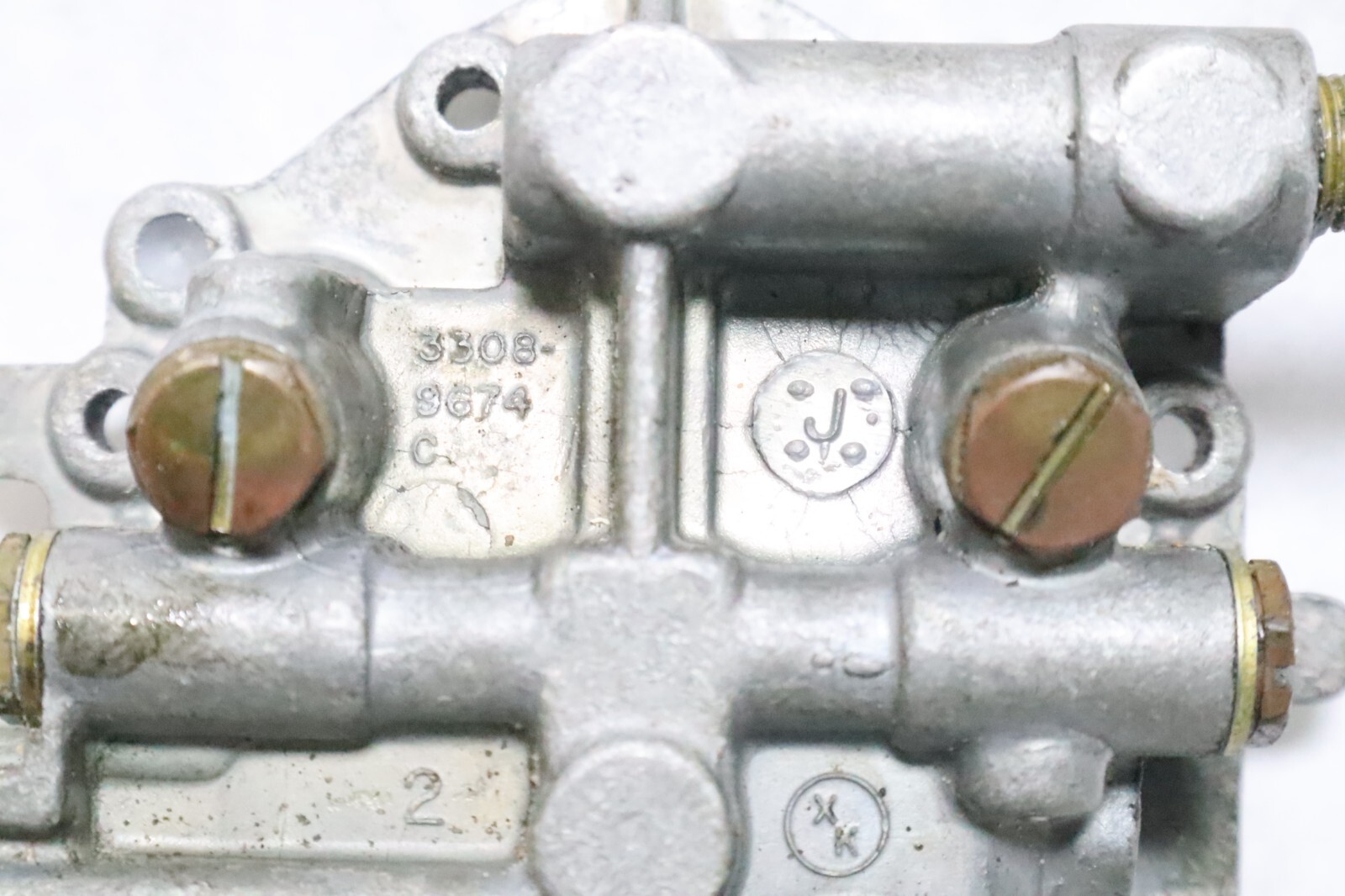 1992-1999 Mercury 135 150 200 carburetor OEM Fuel Bowl 823624 CENTER - Image 8