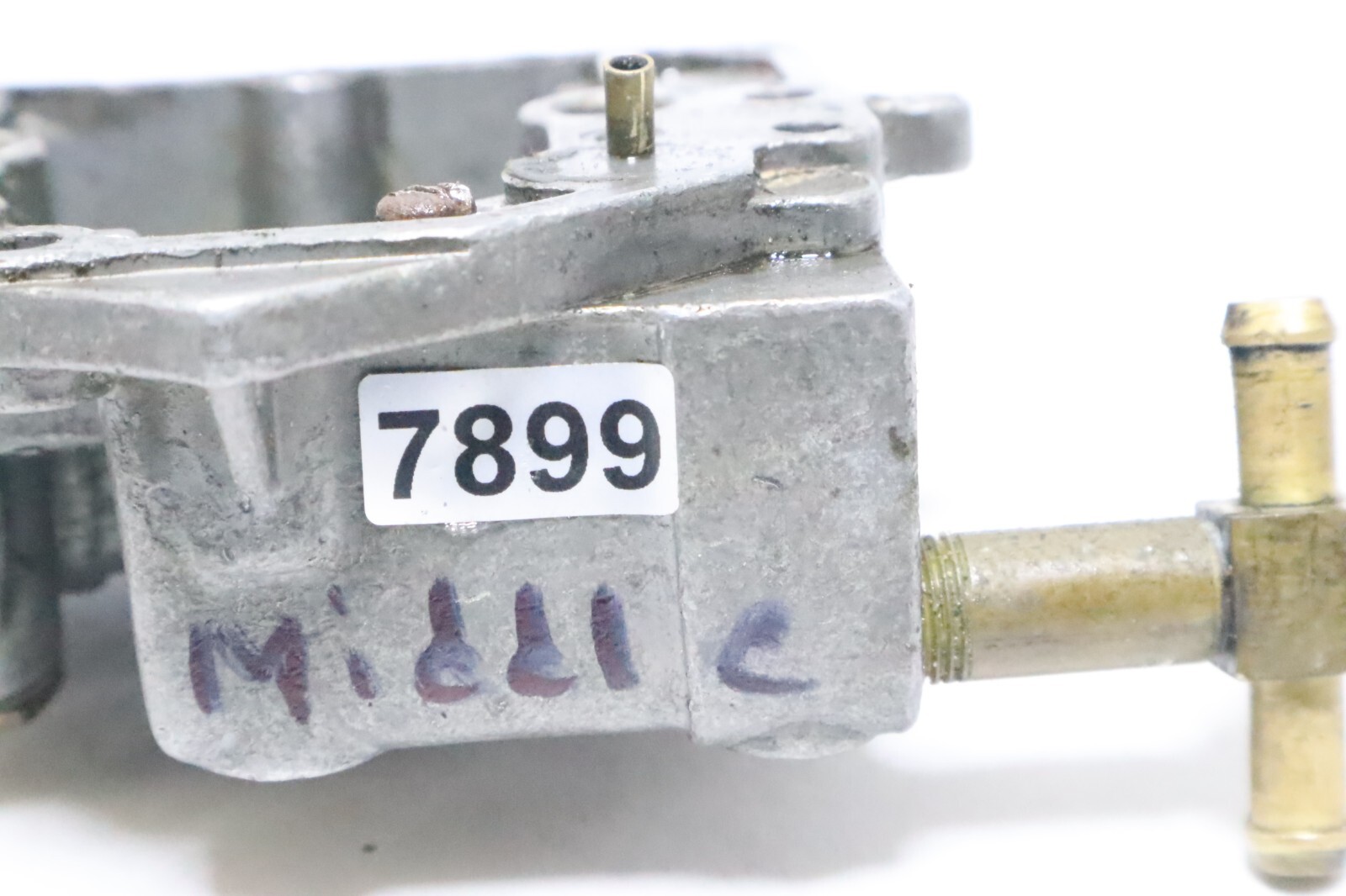 1992-1999 Mercury 135 150 200 carburetor OEM Fuel Bowl 823624 CENTER - Image 13