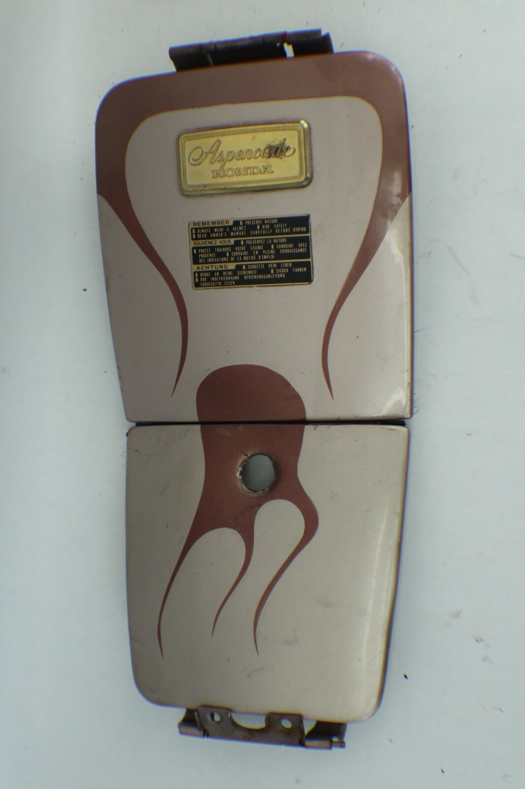 1986 HONDA GOLDWING 1200 GL1200 INTERSTATE GAS FUEL COOLANT COVER - Image 2