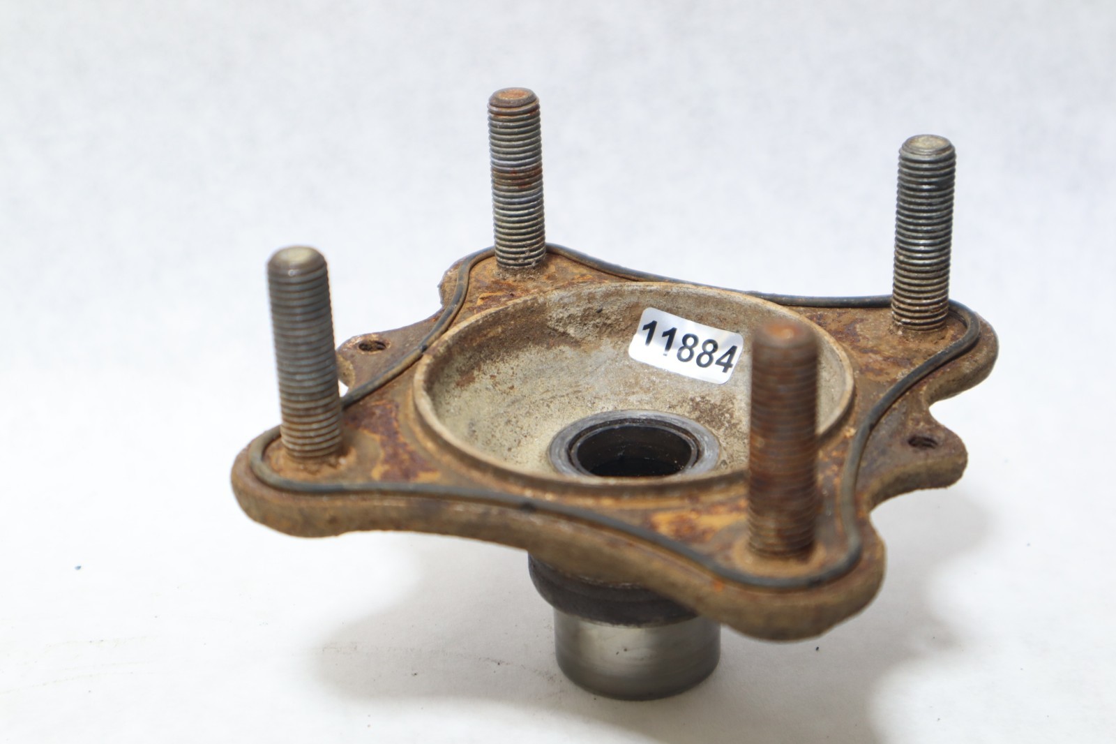 01-04 Honda Rubicon 500 FA 04 Hub Front Left or Right 44610-HN2-000