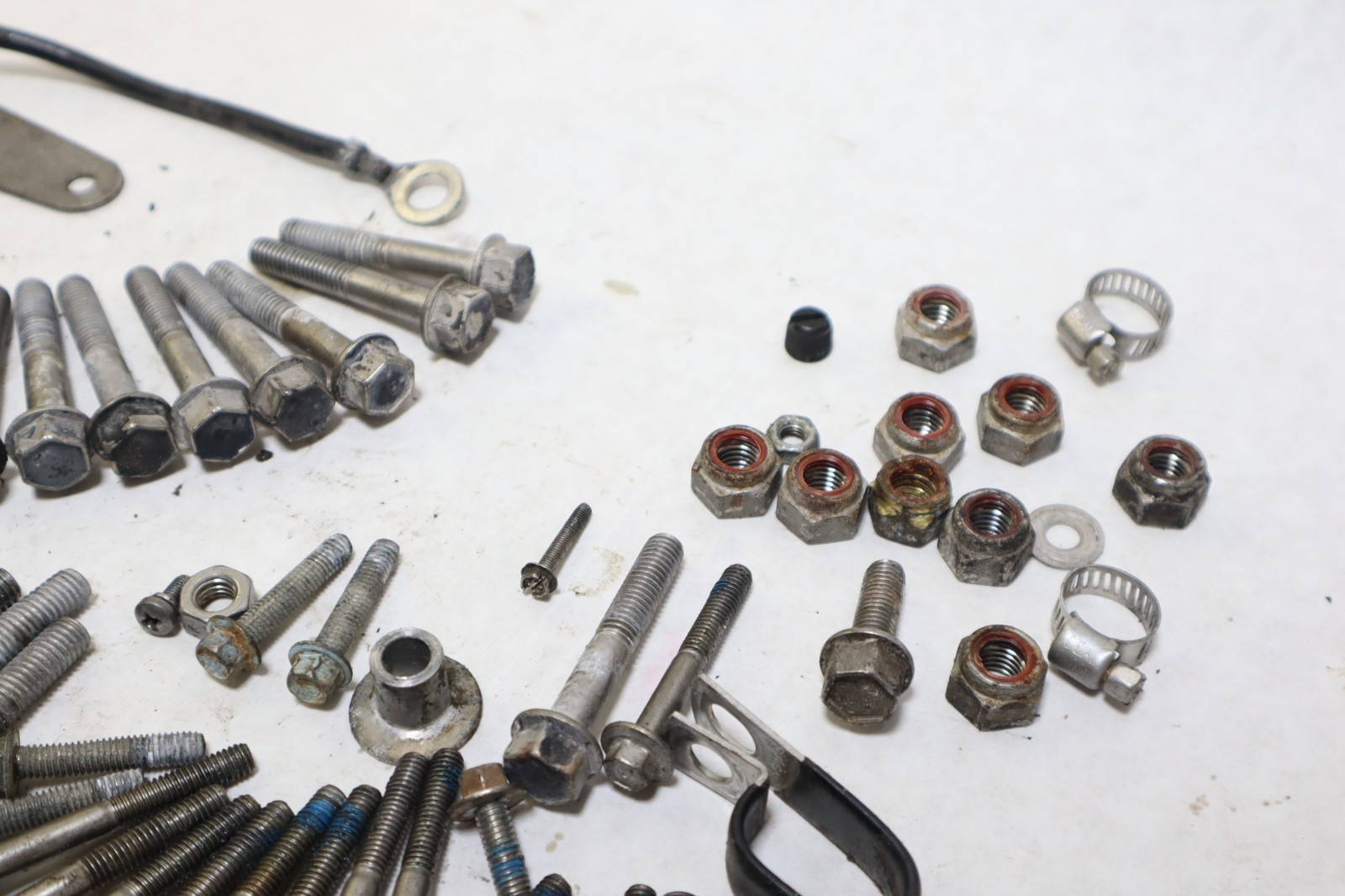 Mercury Mariner Optimax 200 225 HP Mixed Bolt Nut Washer Lot 85593912 996251 - Image 5