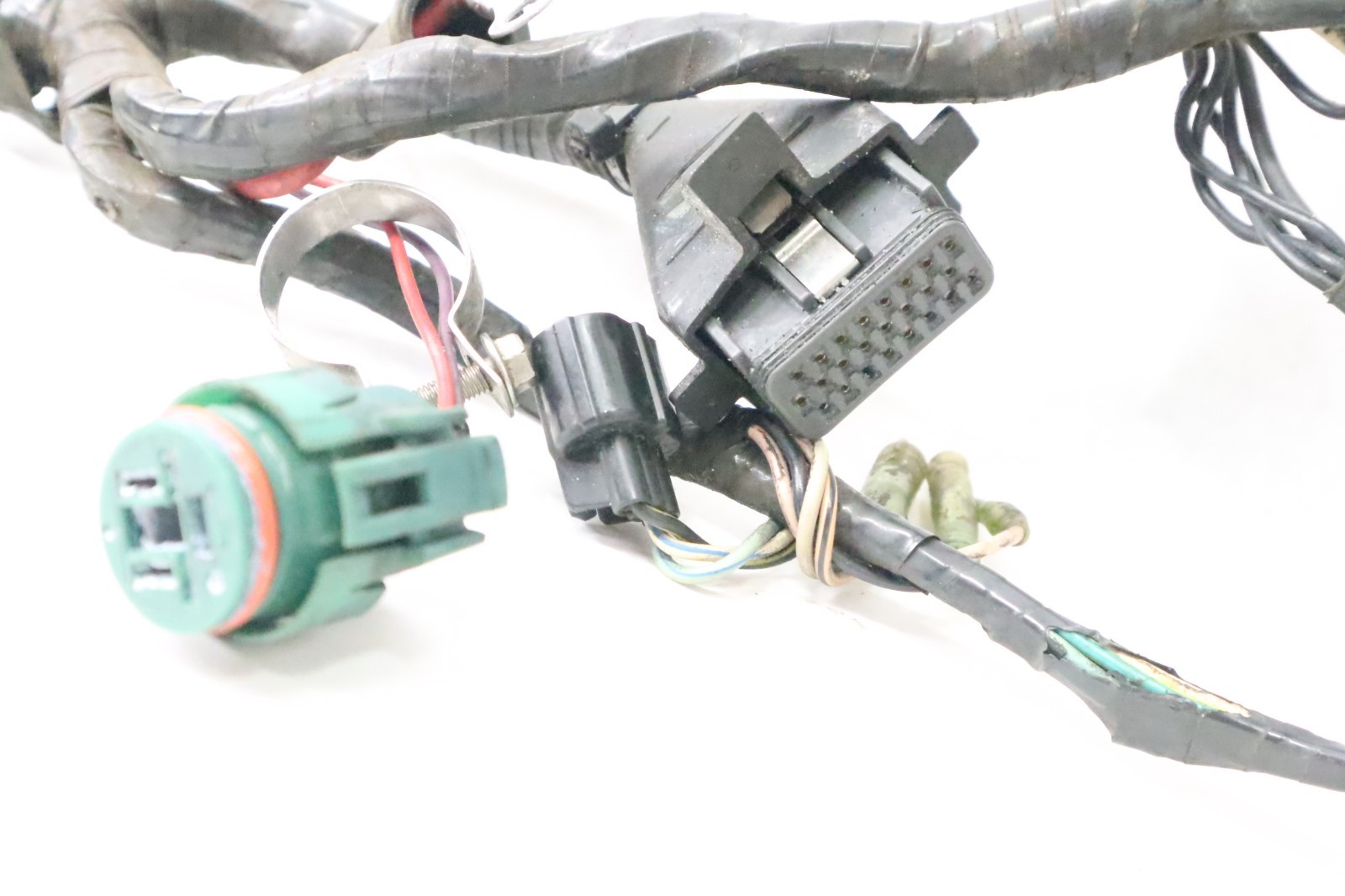 Mercury Mariner 225 250 HP Ignition Harness Assy 825433A5 has cuts - Image 11