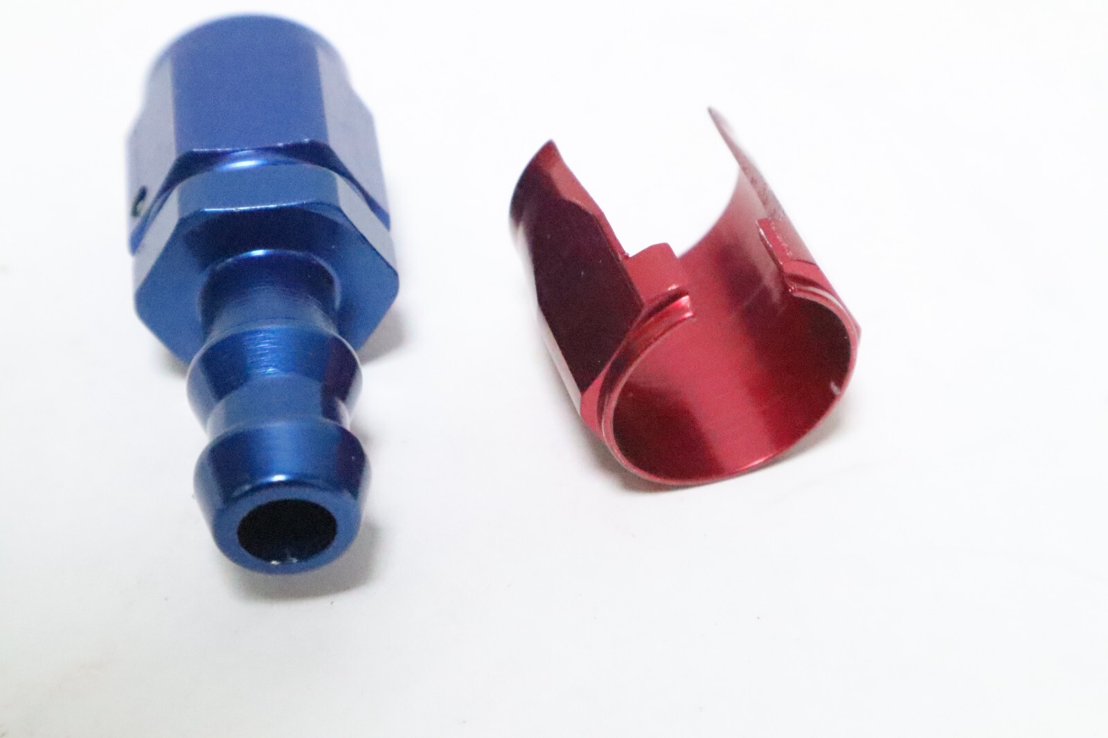 Russell 624010 Twist-Lok Hose End Straight End