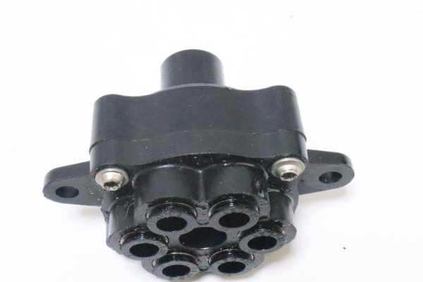 OEM Johnson Evinrude OIL MANIFOLD ASSEMBLY 5007914  USED