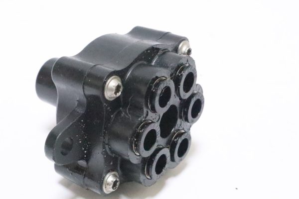 OEM Johnson Evinrude OIL MANIFOLD ASSEMBLY 5007914  USED - Image 3