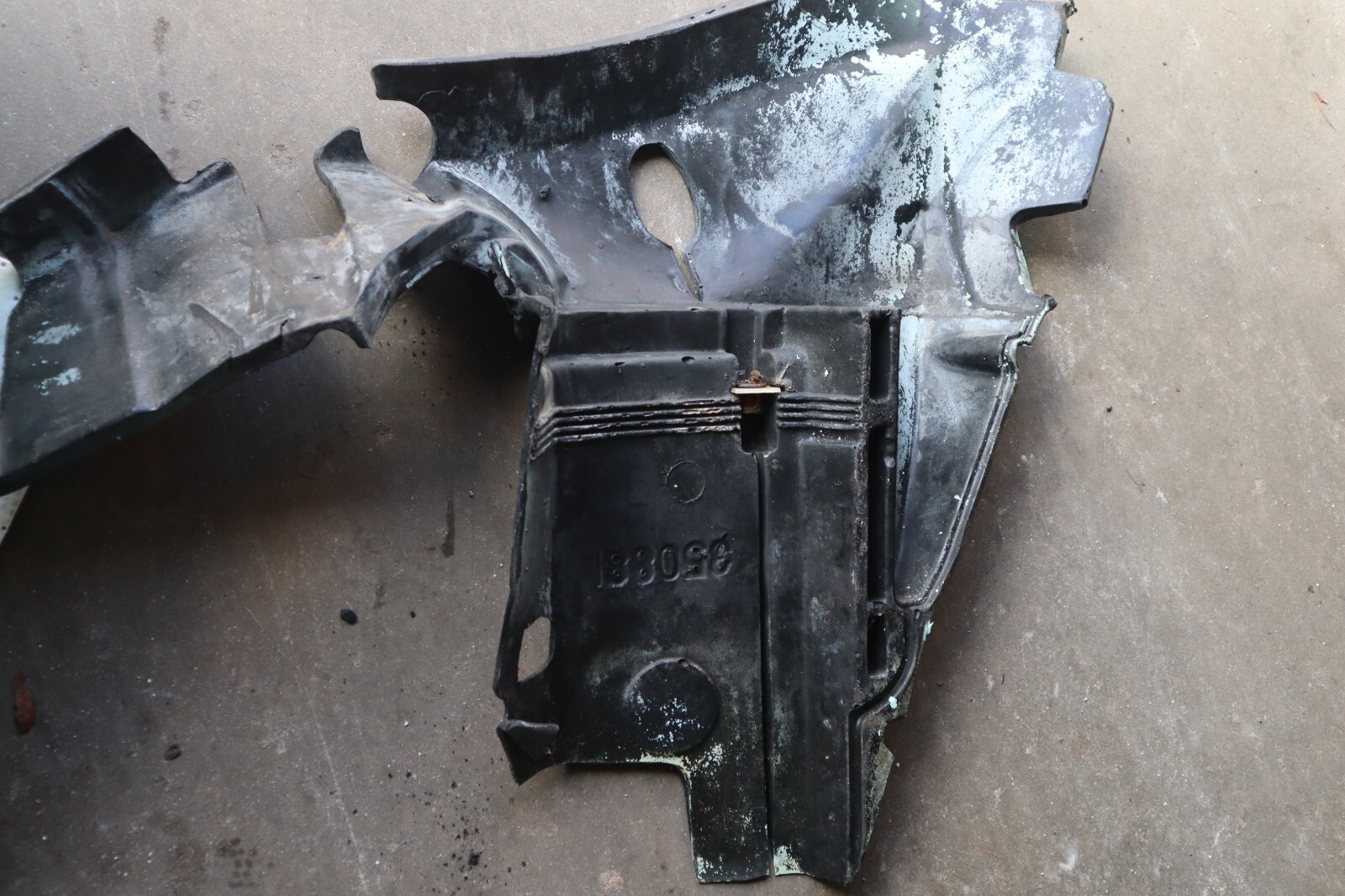 Evinrude ETEC 200 225 250 300 hp outboard starboard side cover (5005206) - Image 12
