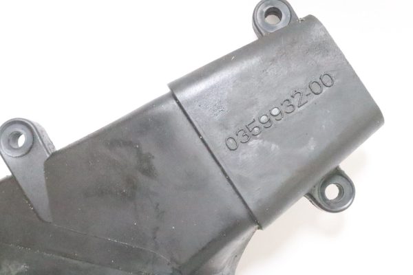 Evinrude ETEC G2 Air Duct FLYWHEEL TOP COVER  extension 150 175 200 HP 0359932 USED - Image 2