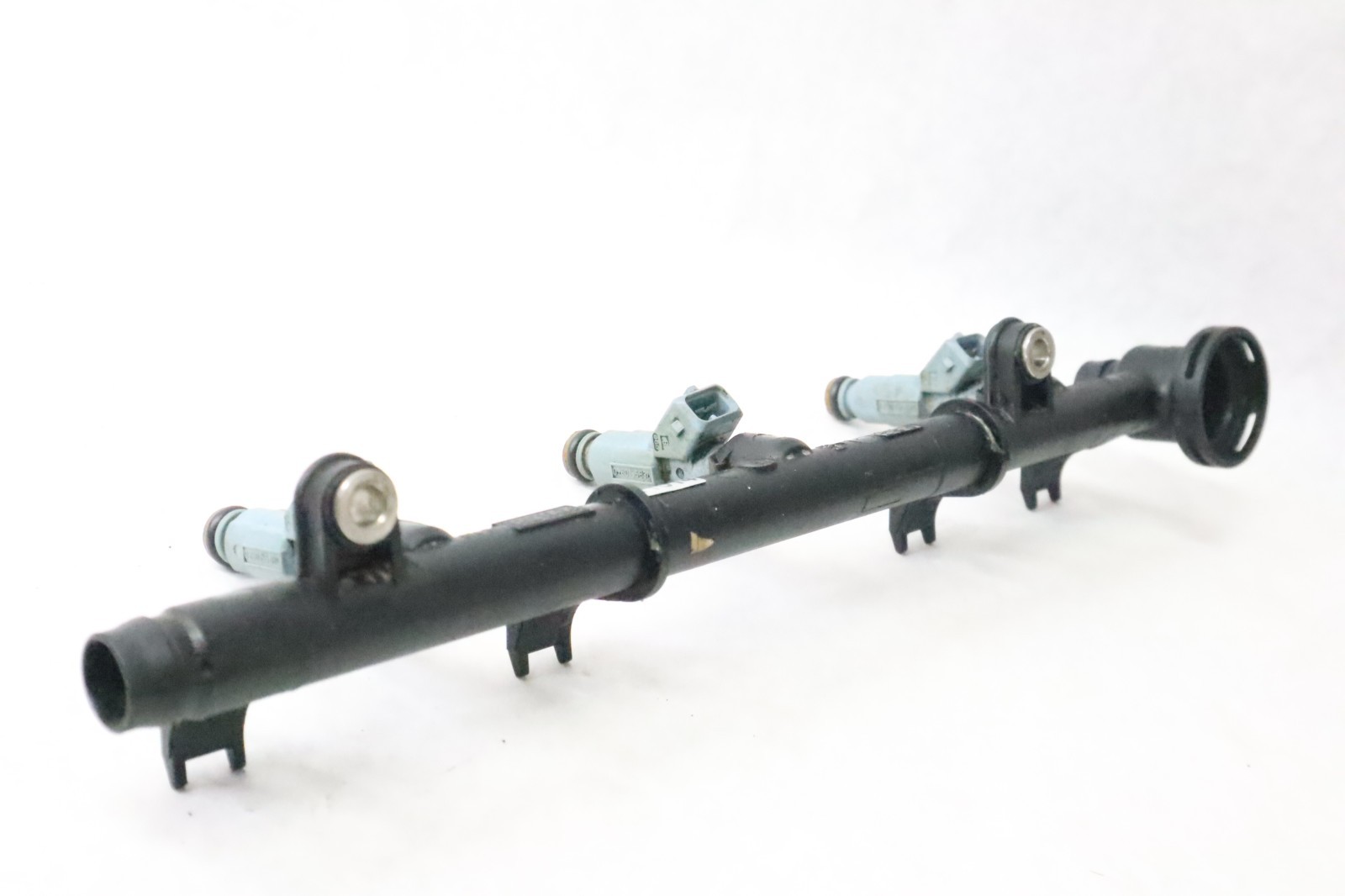 2003-2011 Sea-Doo GTX 4-TEC Fuel Injectors / Fuel Rail W - Image 4