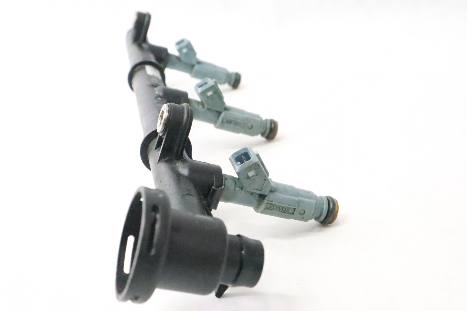 2003-2011 Sea-Doo GTX 4-TEC Fuel Injectors / Fuel Rail W - Image 5